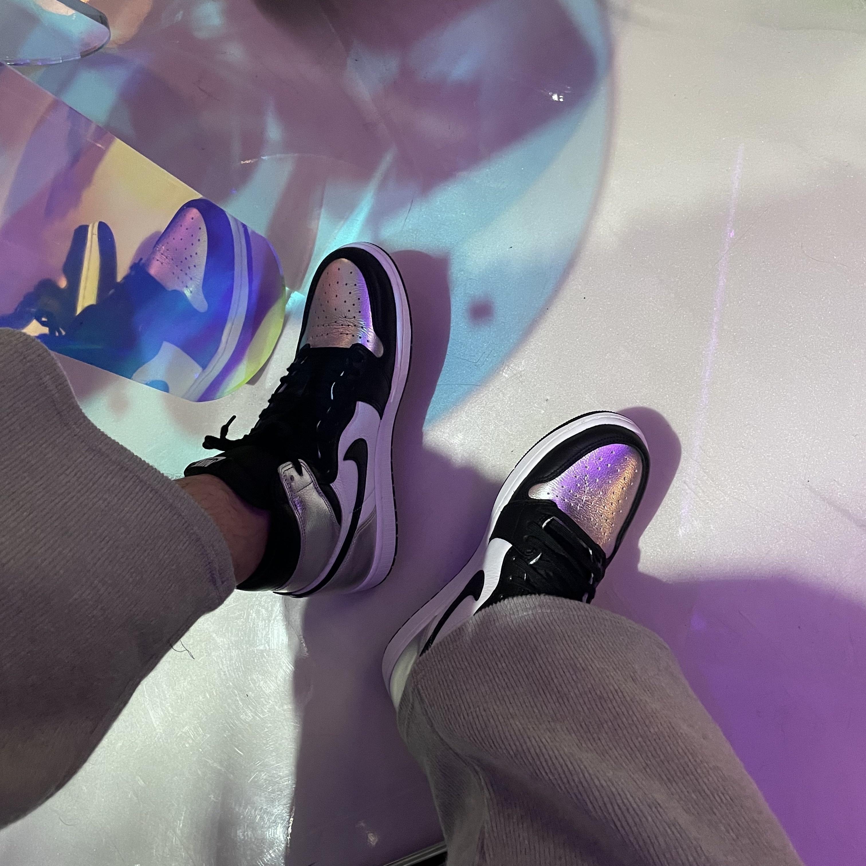 (W) Jordan 1 Retro High OG Silver Toe 착용 스타일