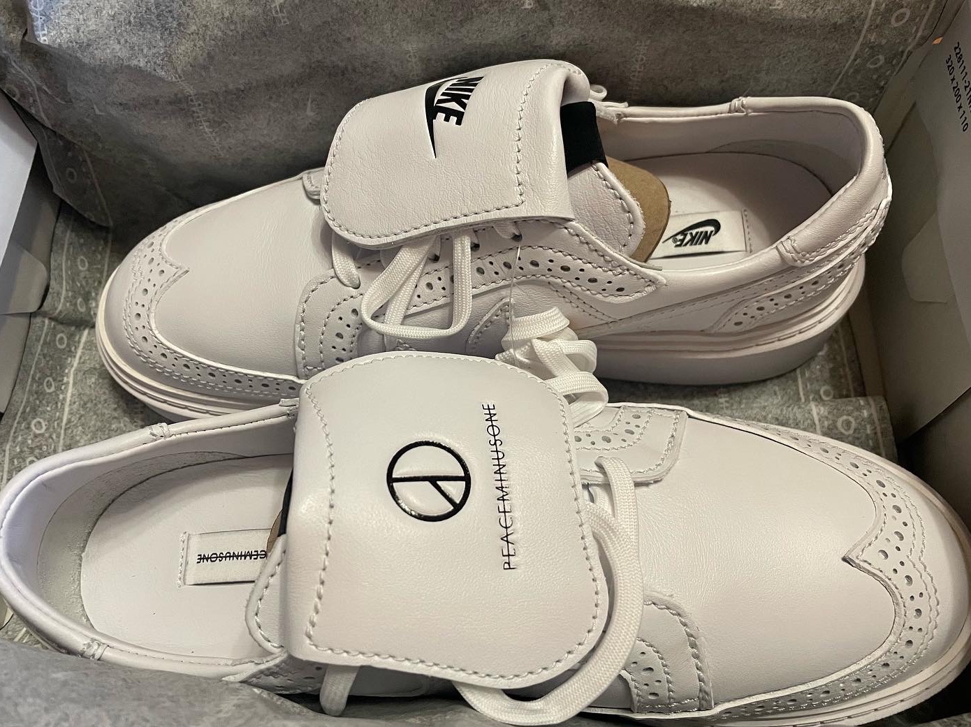 Nike x Peaceminusone Kwondo1 White 착용 스타일 - 3