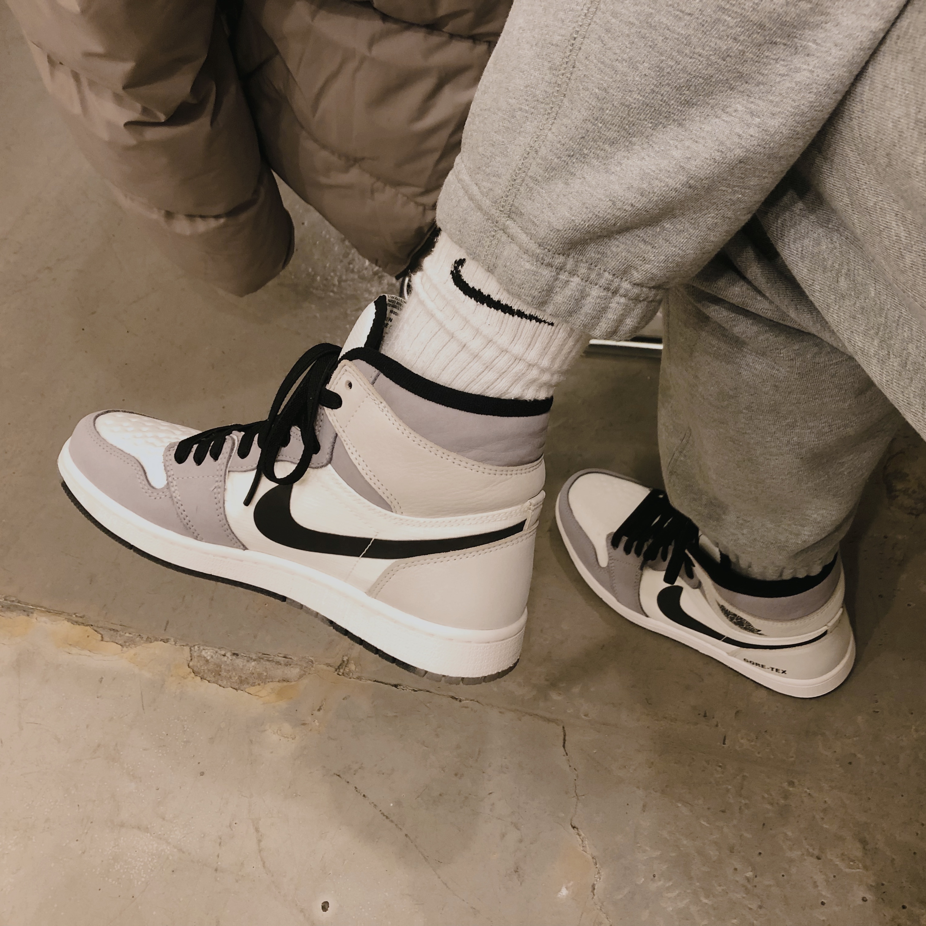 Jordan 1 Element Gore-Tex Sail 착용 스타일 - 1