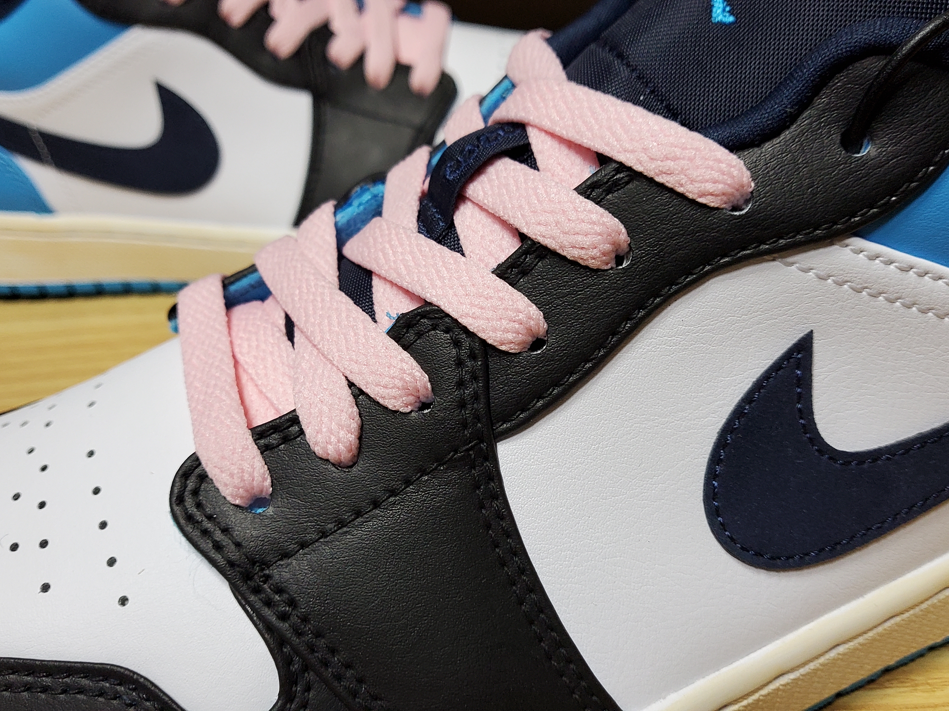 Jordan 1 Low Dark Powder Blue, Jordan 1 x Travis Scott x Fragment Retro Low OG SP Military Blue 착용 스타일 - 3
