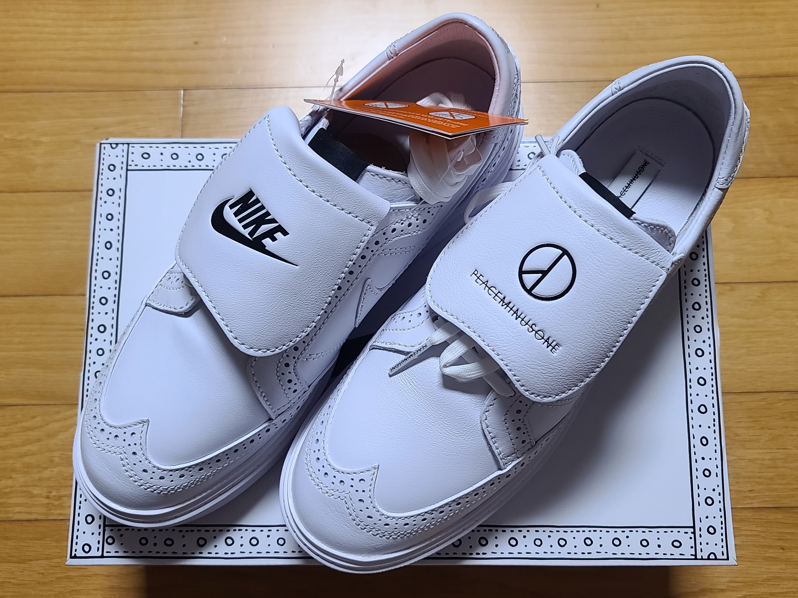Nike x Peaceminusone Kwondo1 White 착용 스타일 - 1