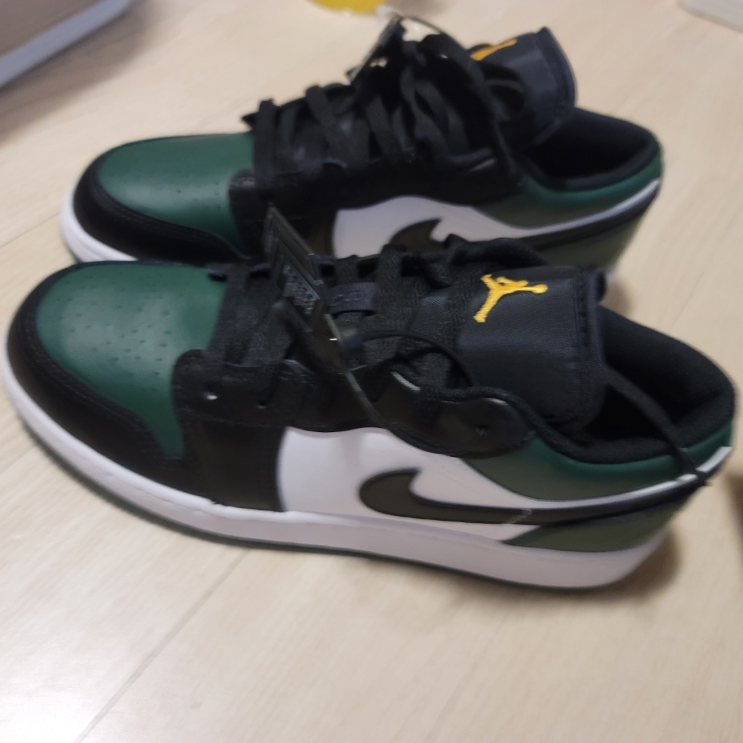 Jordan 1 Low Green Toe 착용 스타일