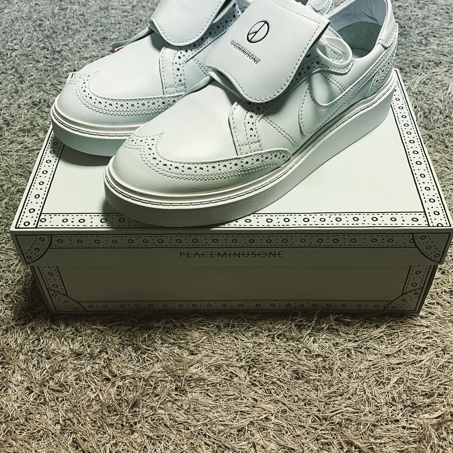 Nike x Peaceminusone Kwondo1 White 착용 스타일 - 1