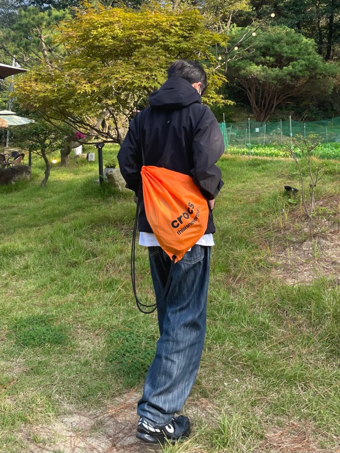 Arc'teryx Beta LT Jacket Black, Asics x Kiko Kostadinov Gel-Sokat 2 Carrier Grey 착용 스타일 - 3