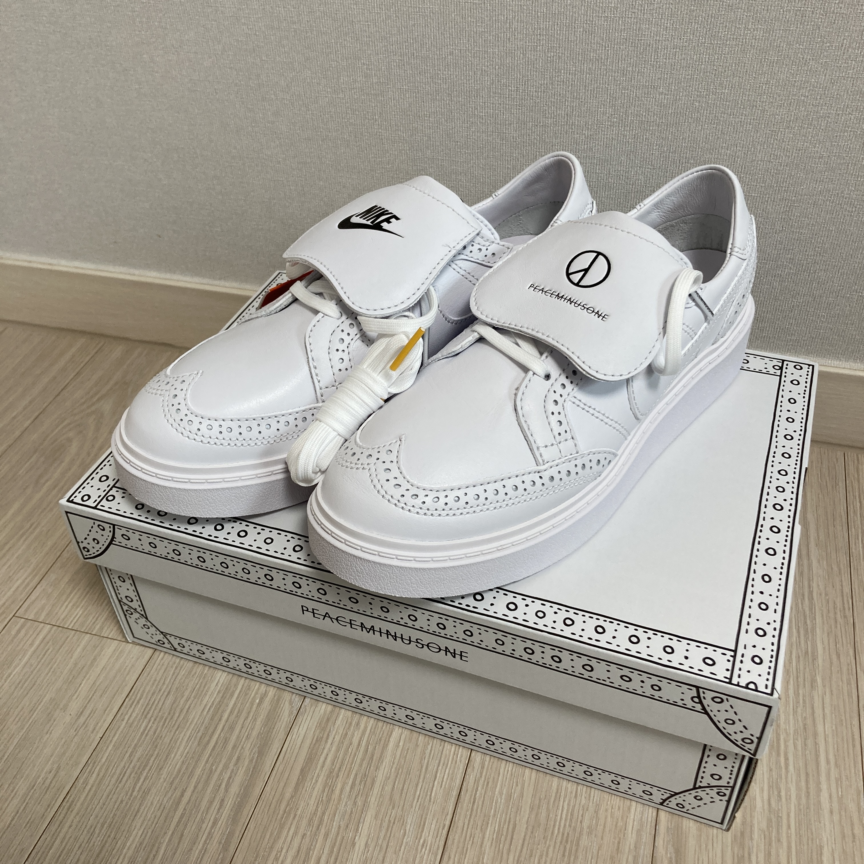 Nike x Peaceminusone Kwondo1 White 착용 스타일 - 1