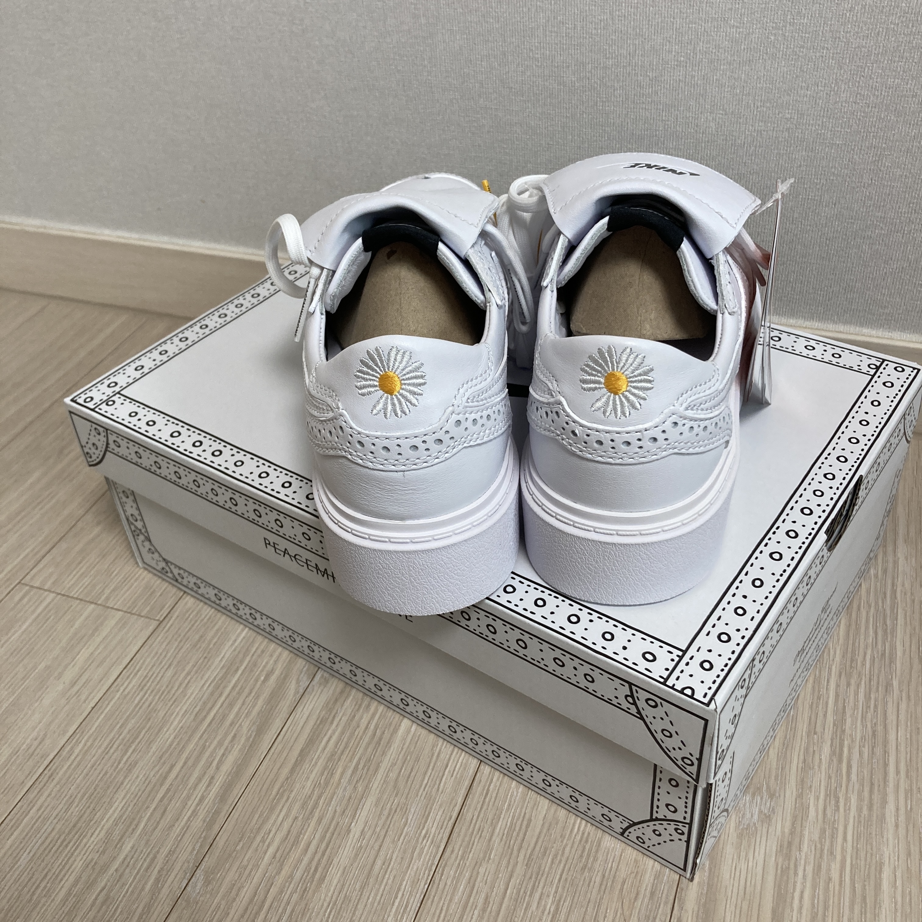 Nike x Peaceminusone Kwondo1 White 착용 스타일 - 4