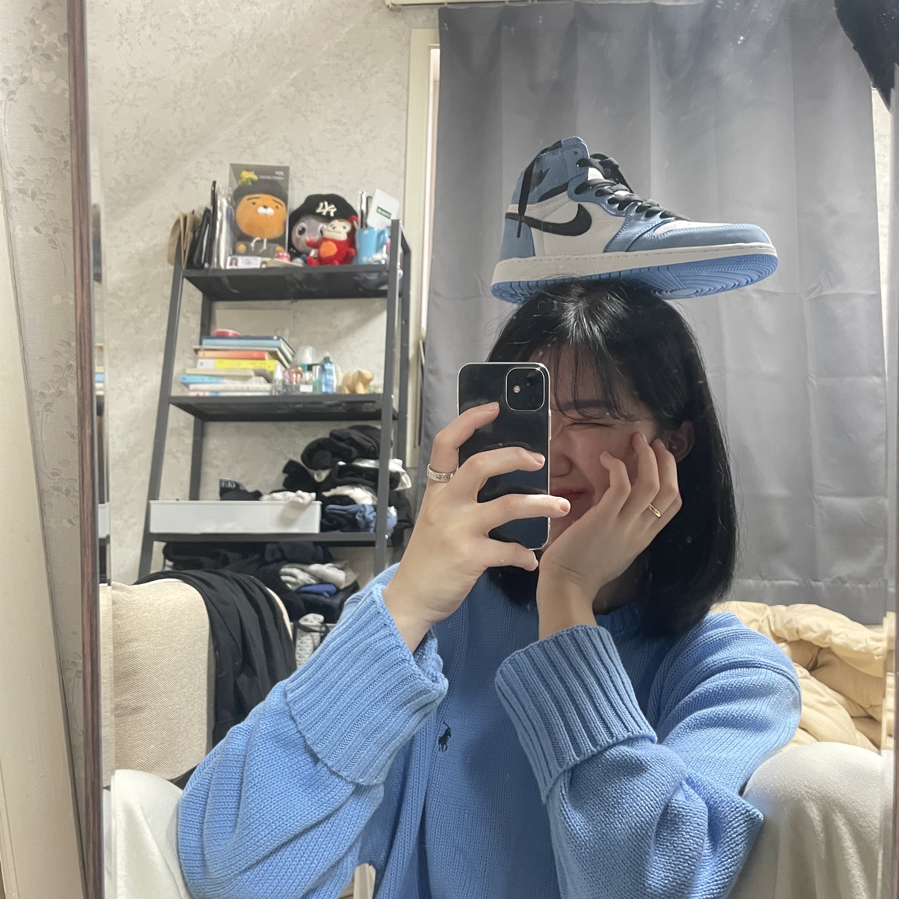 Jordan 1 Retro High OG University Blue, (GS) Jordan 1 Retro High OG University Blue 착용 스타일 - 2