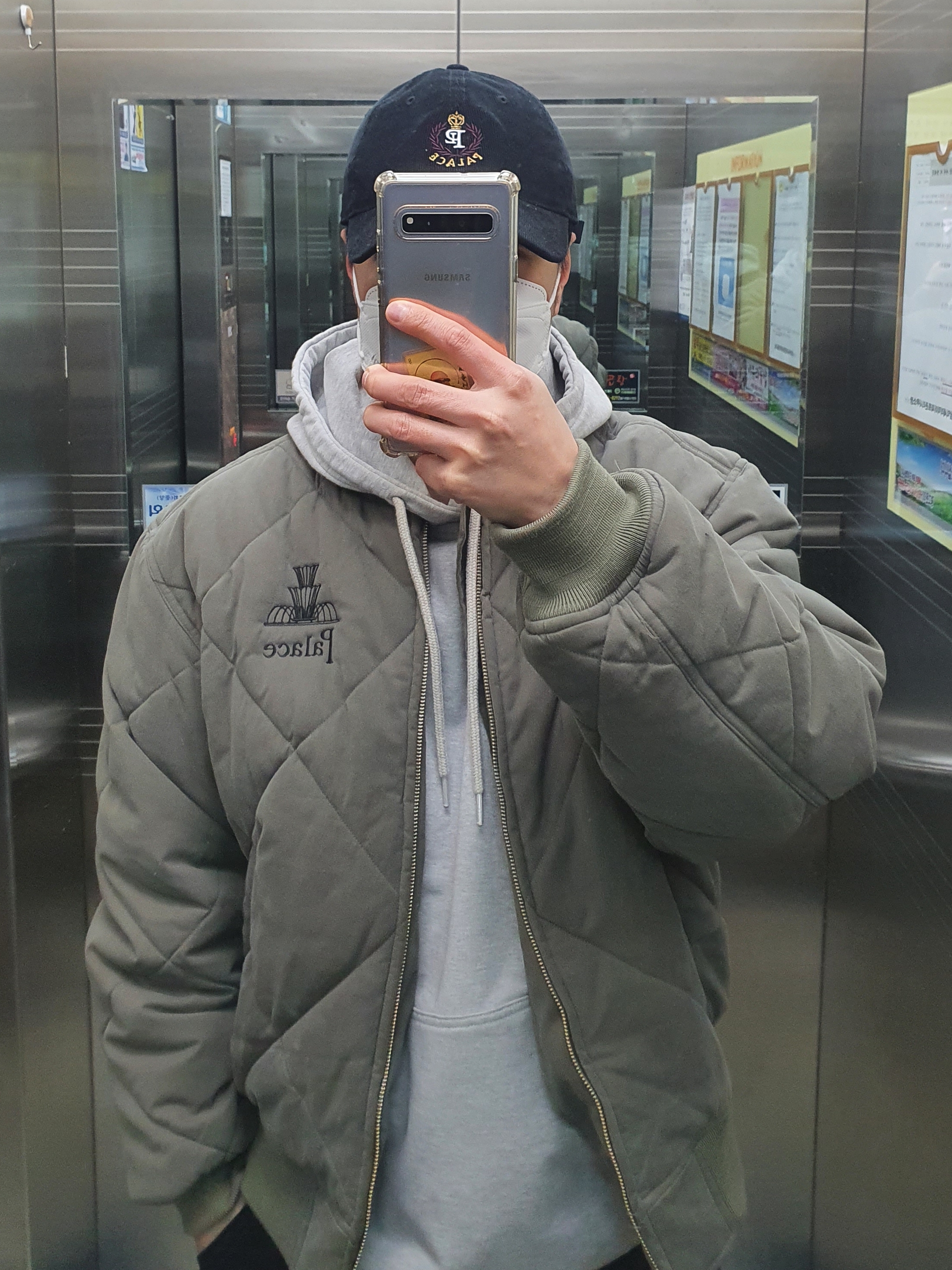 Palace London Diamond Bomber Jacket Olive - 21SS, Palace Tri-Crusher Hood Grey - 20FW 착용 스타일