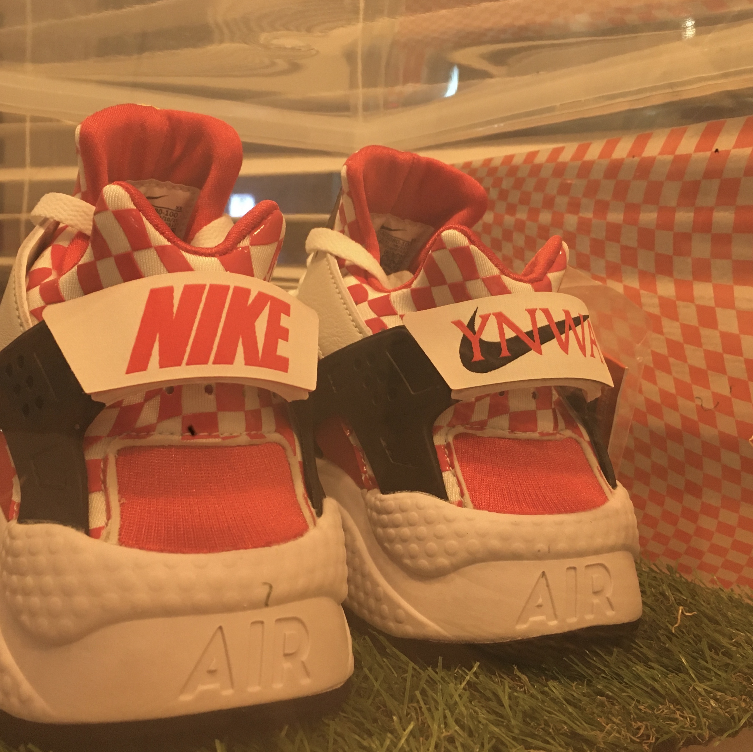Nike Air Huarache Premium QS Liverpool 착용 스타일 - 3
