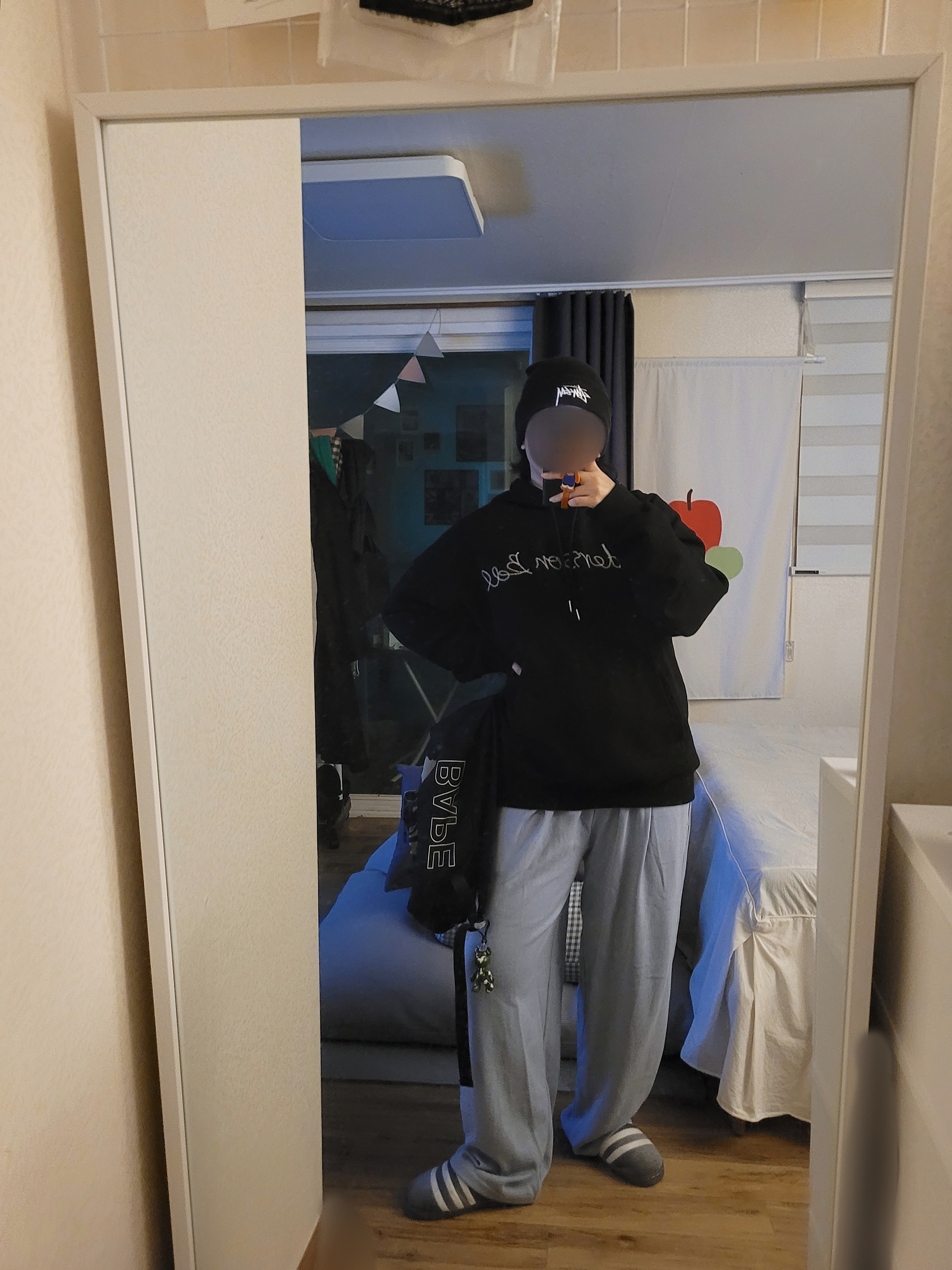 Nike x Stussy Cuff Beanie Black 착용 스타일 - 4