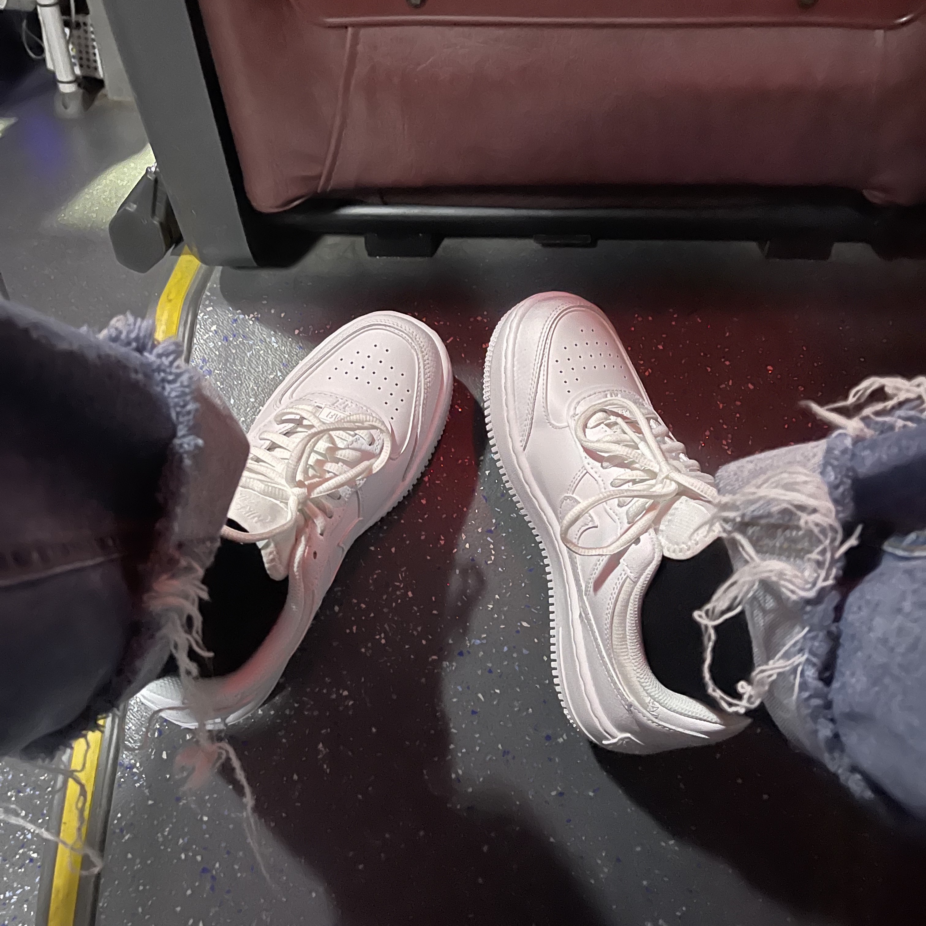 (W) Nike Air Force 1 Shadow Triple White 착용 스타일