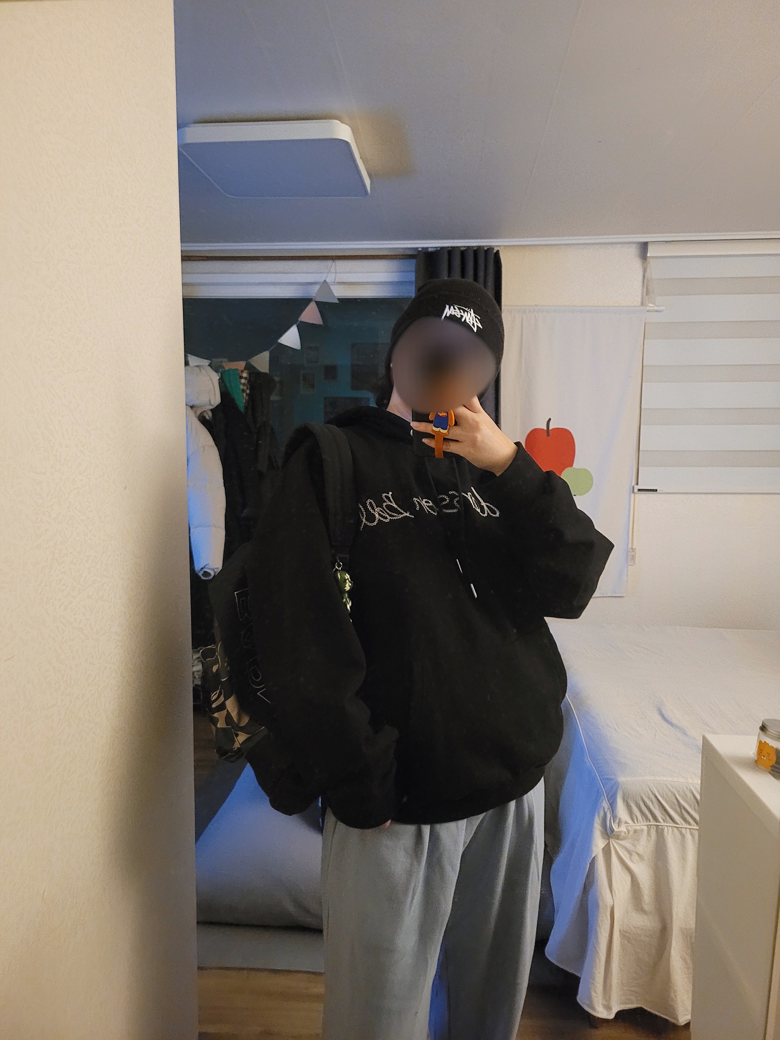 Nike x Stussy Cuff Beanie Black 착용 스타일 - 2