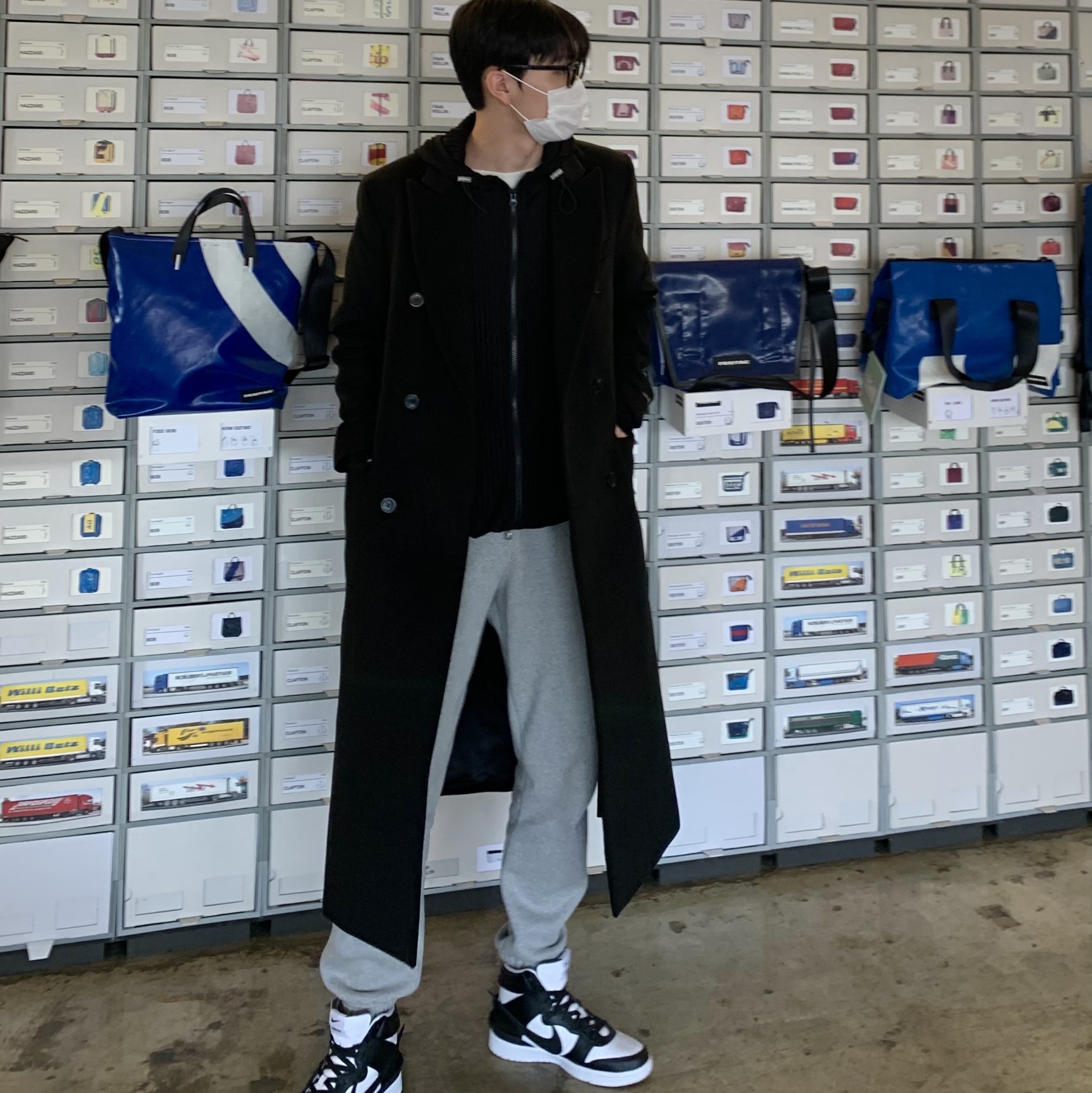Nike x Ambush Dunk High Black 착용 스타일 - 1