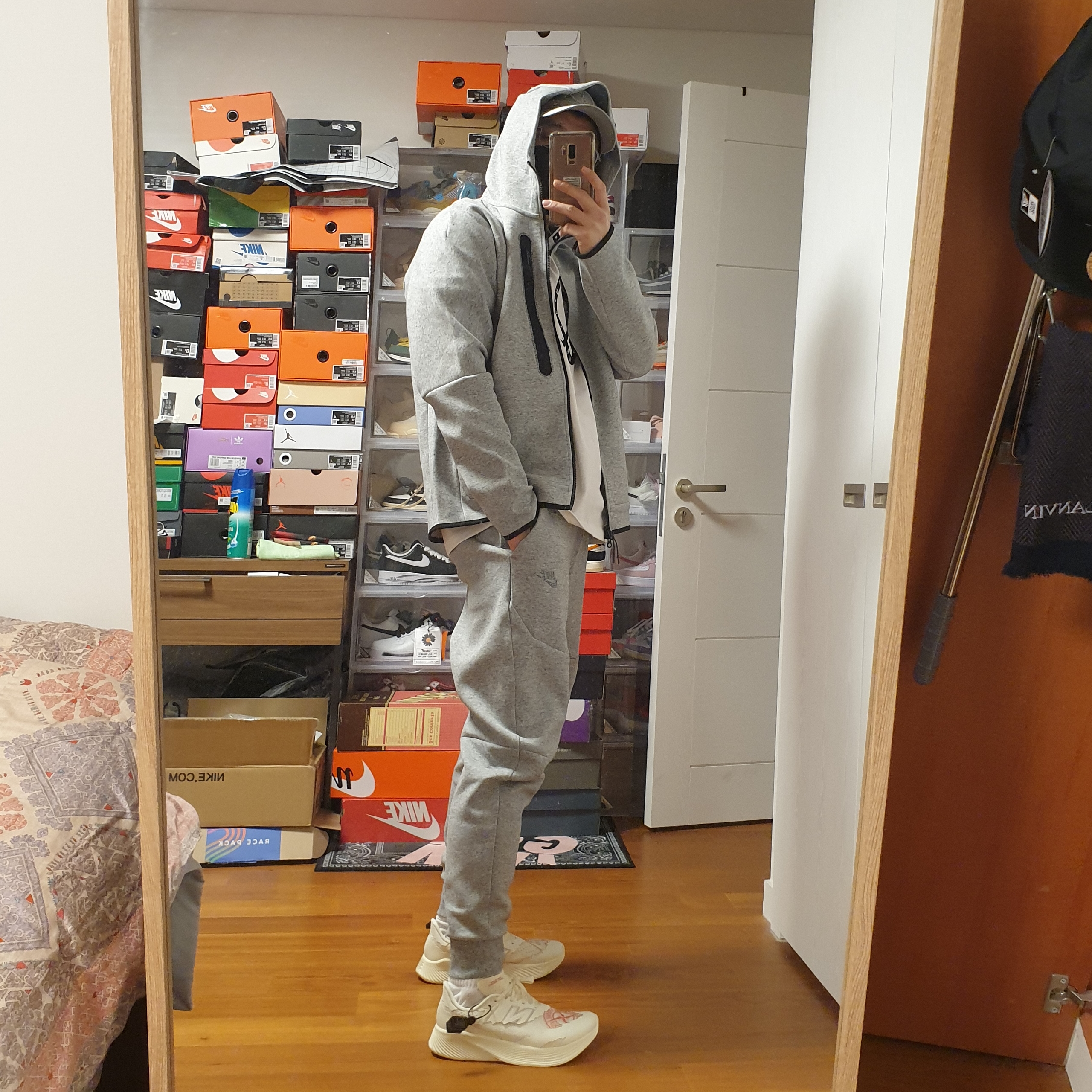 New Balance x Stone Island x Tokyo Design Studio FuelCell RC Elite v2, Jordan x Off-White S/S T-Shirt Phantom - Asia 착용 스타일 - 2