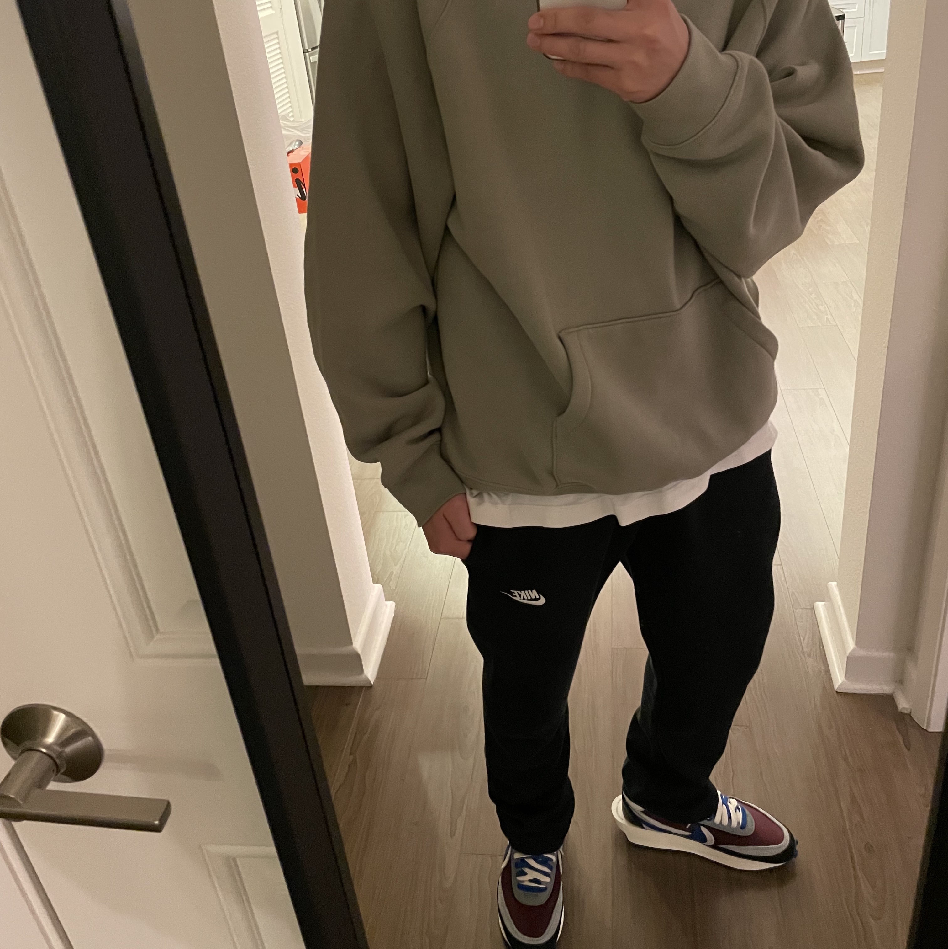 Nike x Sacai x Undercover LDWaffle Night Maroon Team Royal, Essentials Pull-Over Hoodie Pistachio - 21FW 착용 스타일
