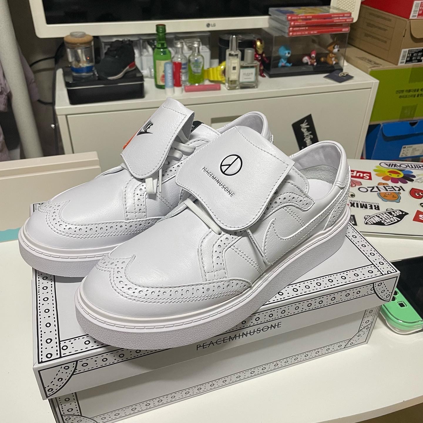 Nike x Peaceminusone Kwondo1 White 착용 스타일 - 1
