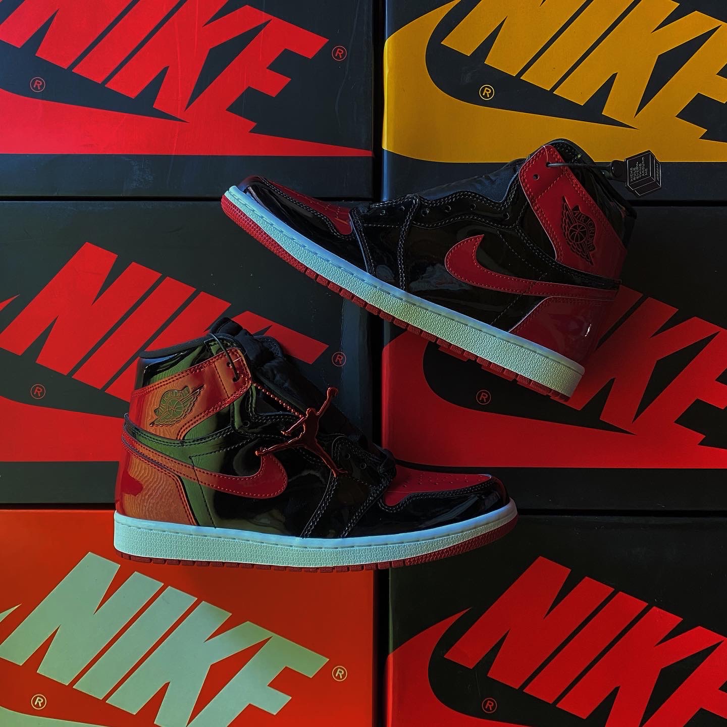 Jordan 1 Retro High OG Patent Bred 착용 스타일 - 2