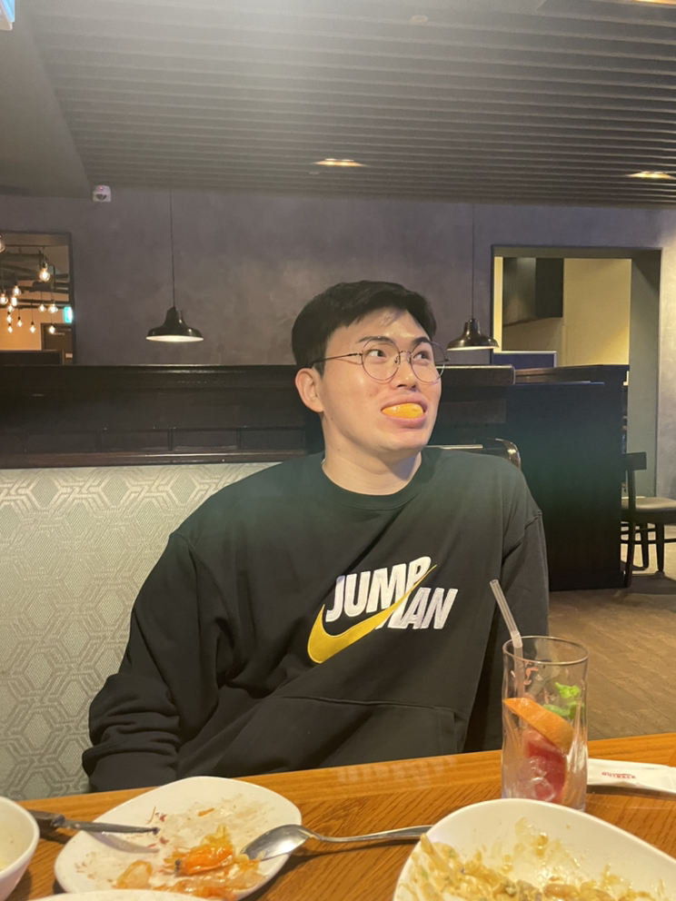KREAM 프로필 이미지