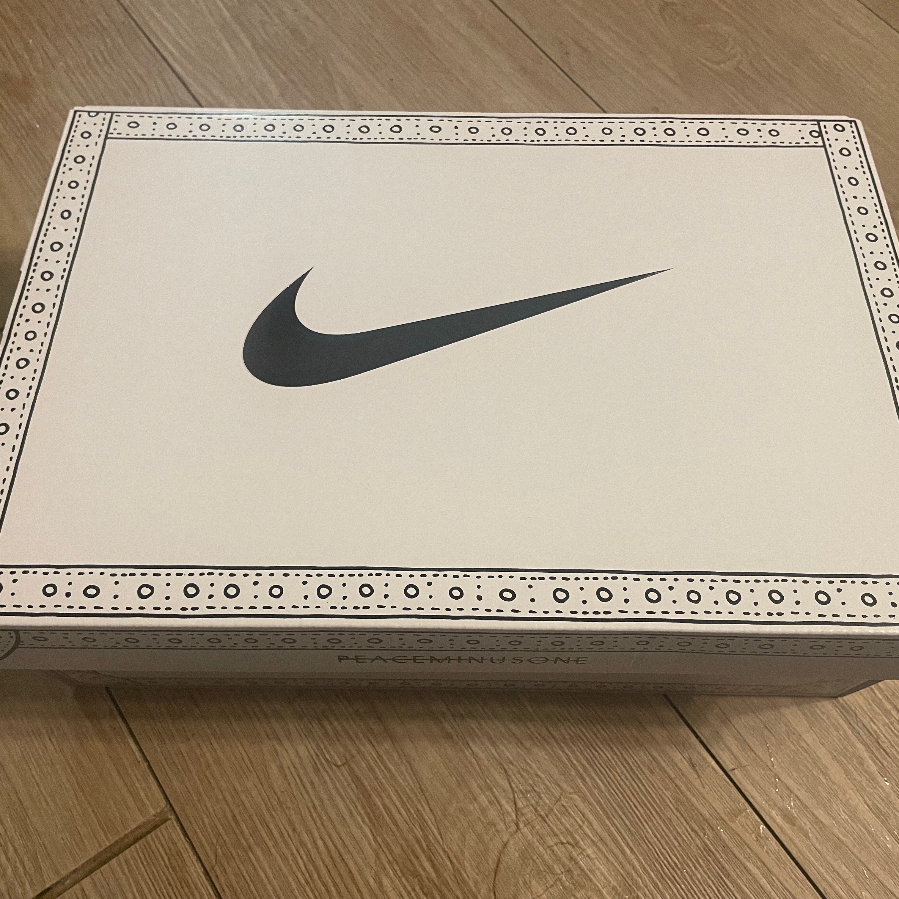 Nike x Peaceminusone Kwondo1 White 착용 스타일 - 1