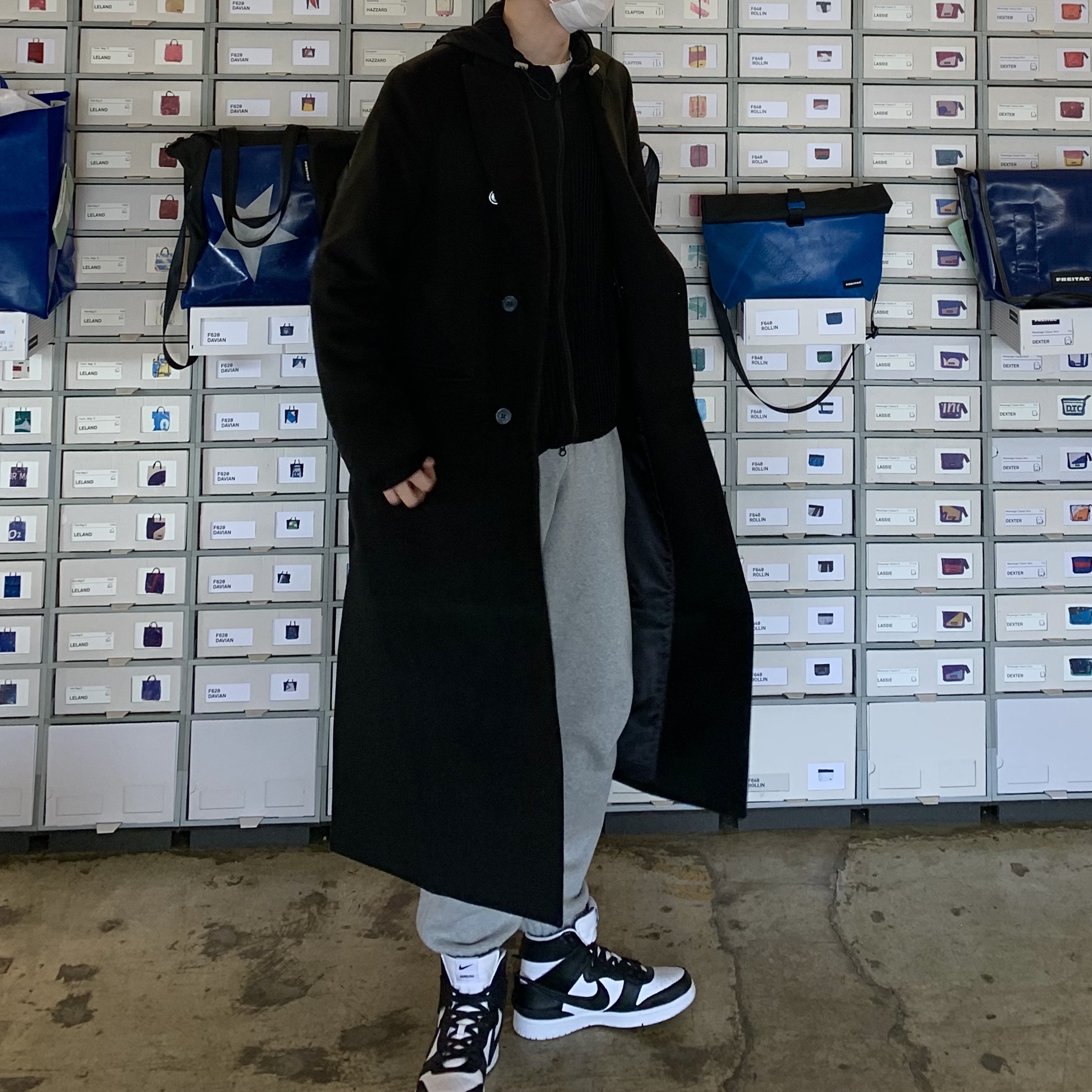Nike x Ambush Dunk High Black 착용 스타일 - 2