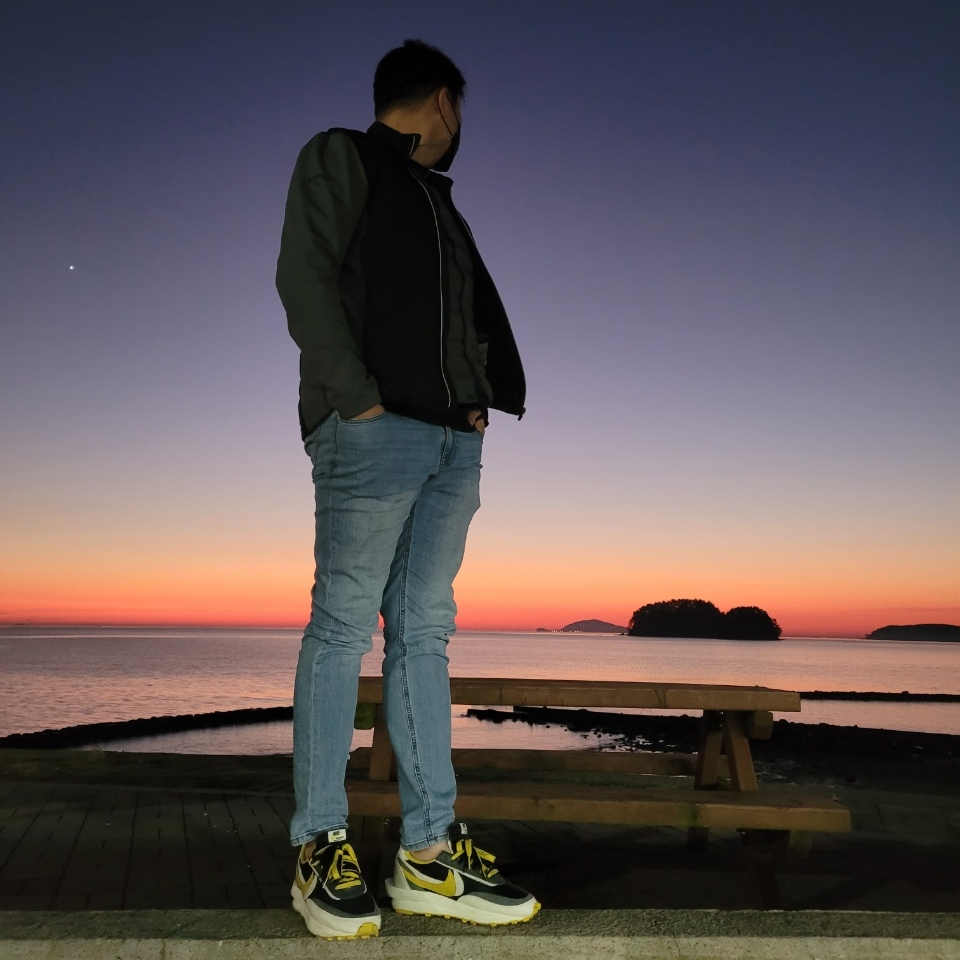 Nike x Sacai x Undercover LDWaffle Black Bright Citron 착용 스타일