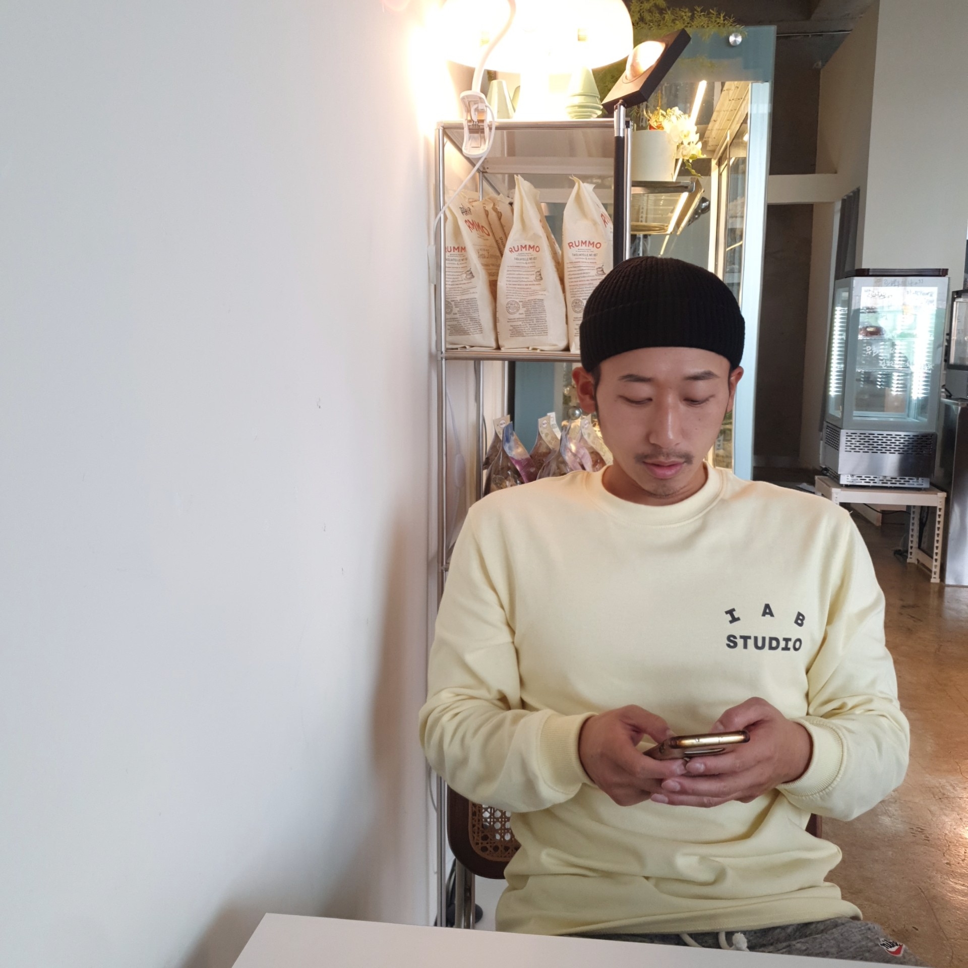 IAB Studio Long Sleeve Lemon 착용 스타일 - 2