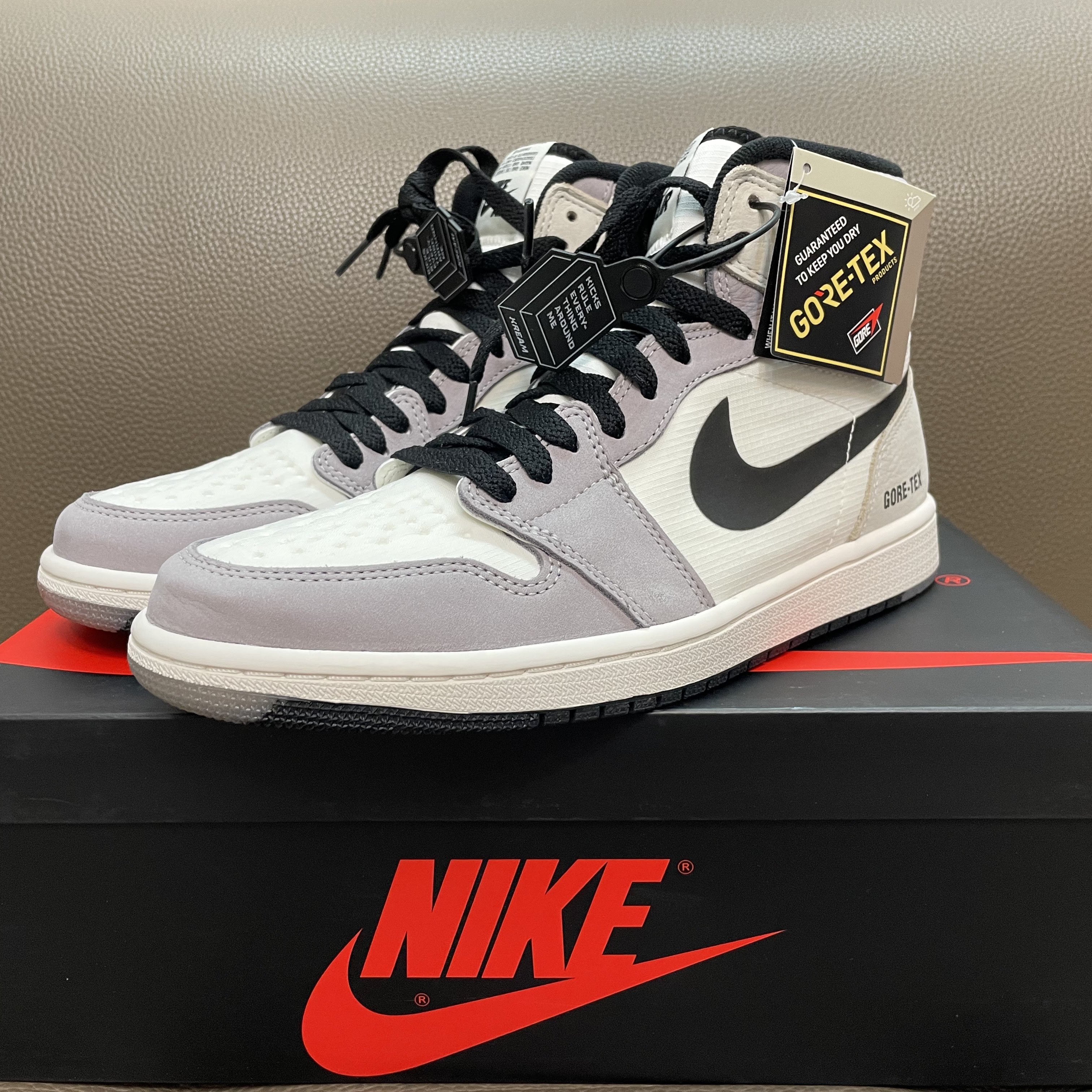 Jordan 1 Element Gore-Tex Sail 착용 스타일 - 1