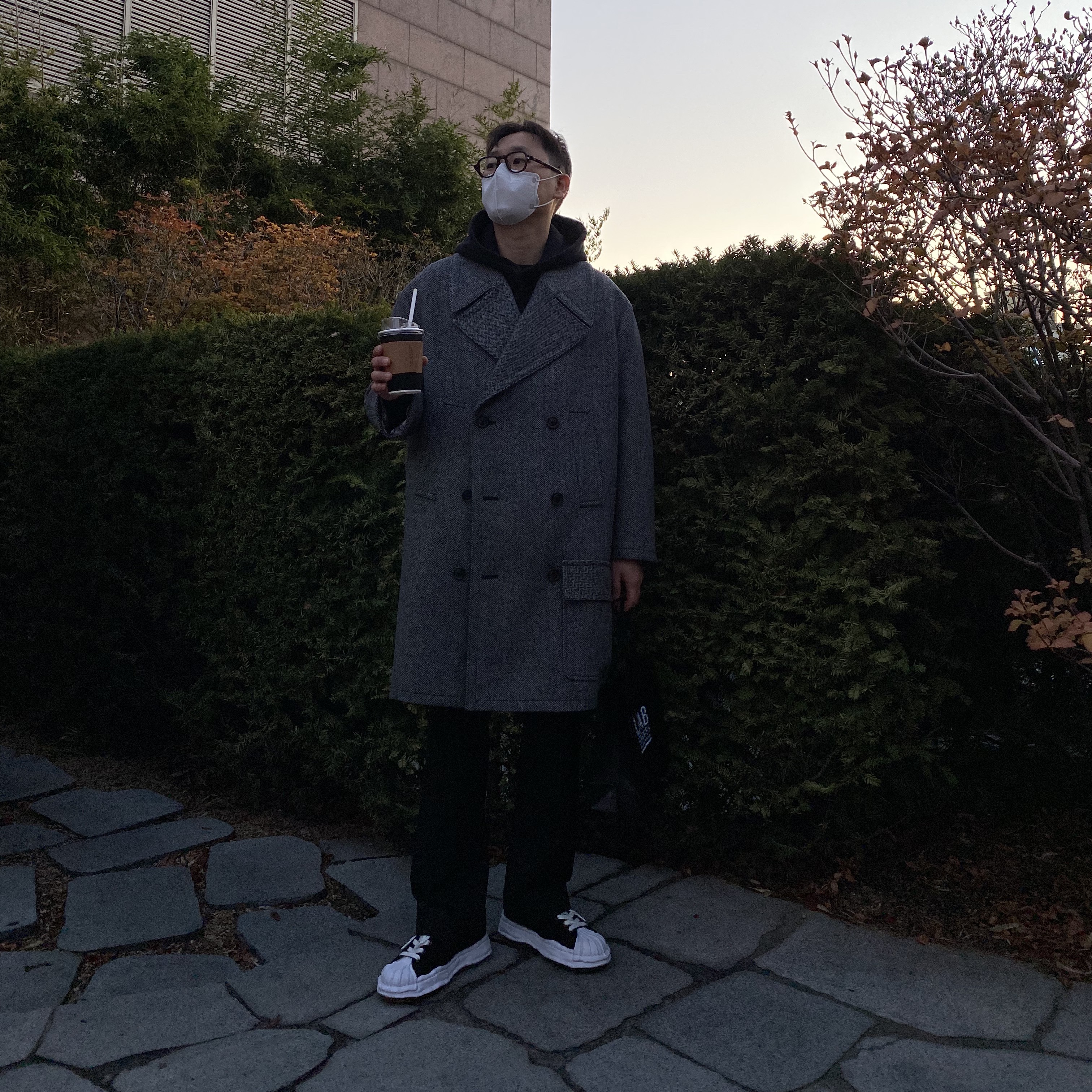 Maison Mihara Yasuhiro Blakey OG Sole Canvas Low-top Sneakers Black 착용 스타일