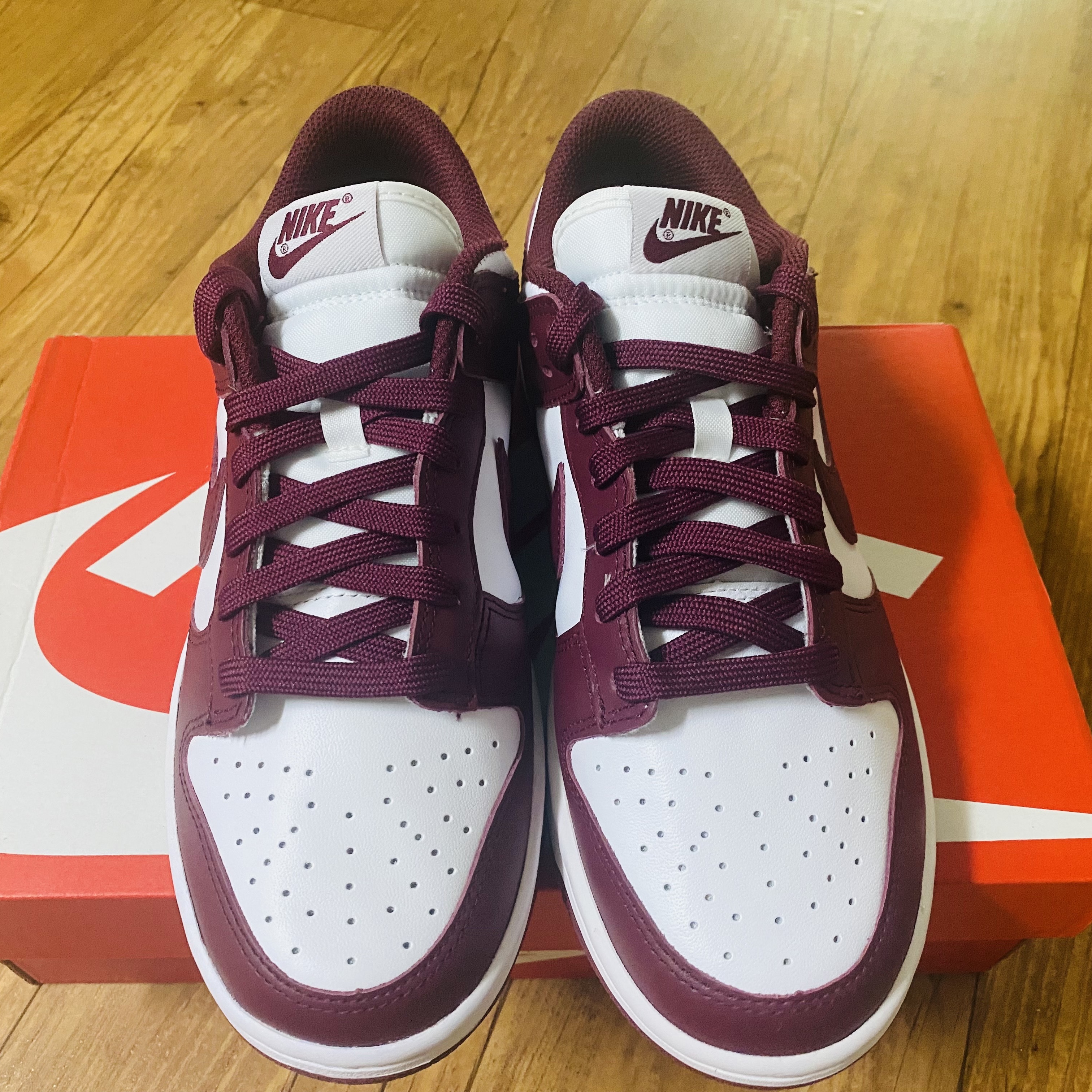 (W) Nike Dunk Low Bordeaux 착용 스타일