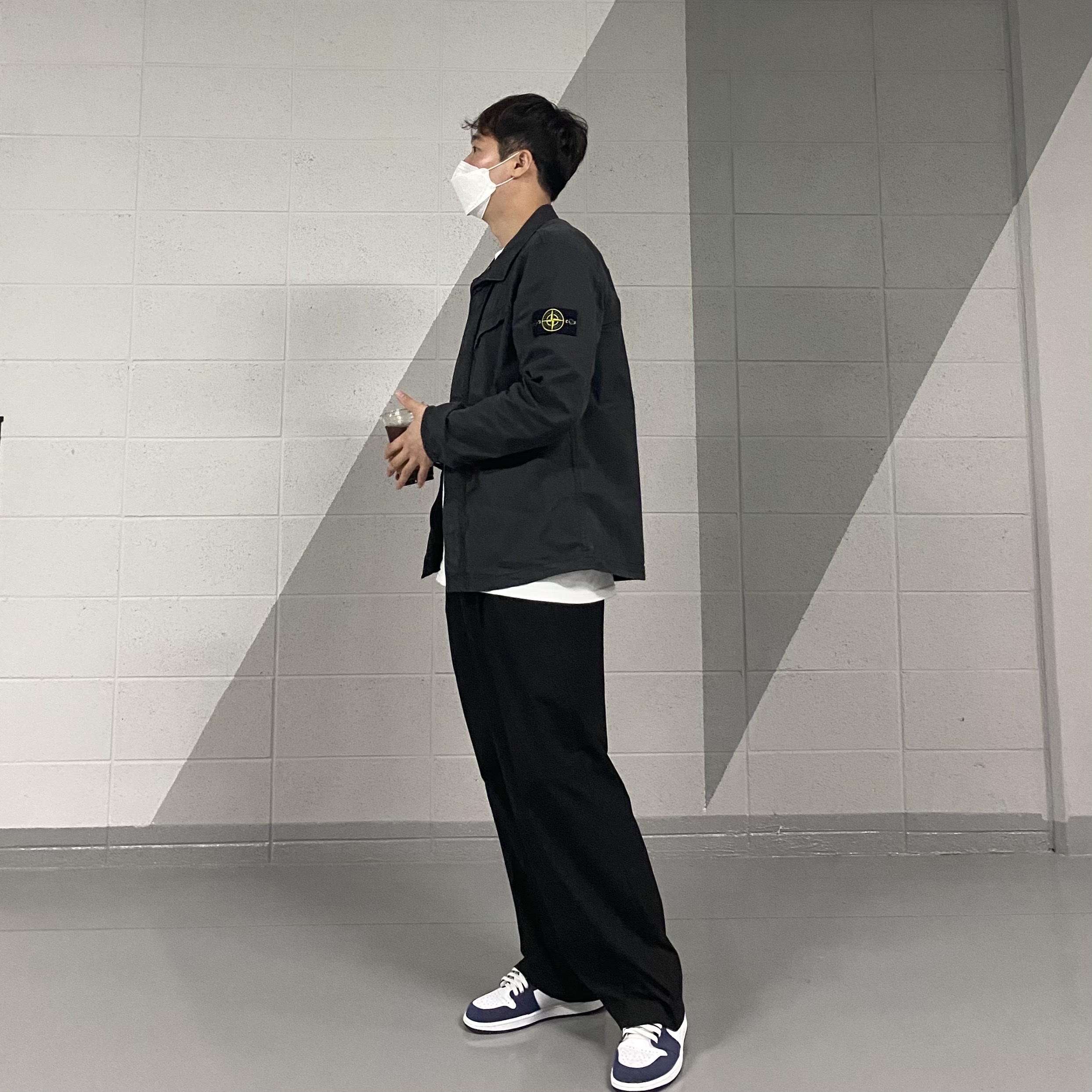 Stone Island 113WN T.CO+OLD Overshirt Black - 21FW, Jordan 1 Retro High OG CO.JP Midnight Navy 착용 스타일