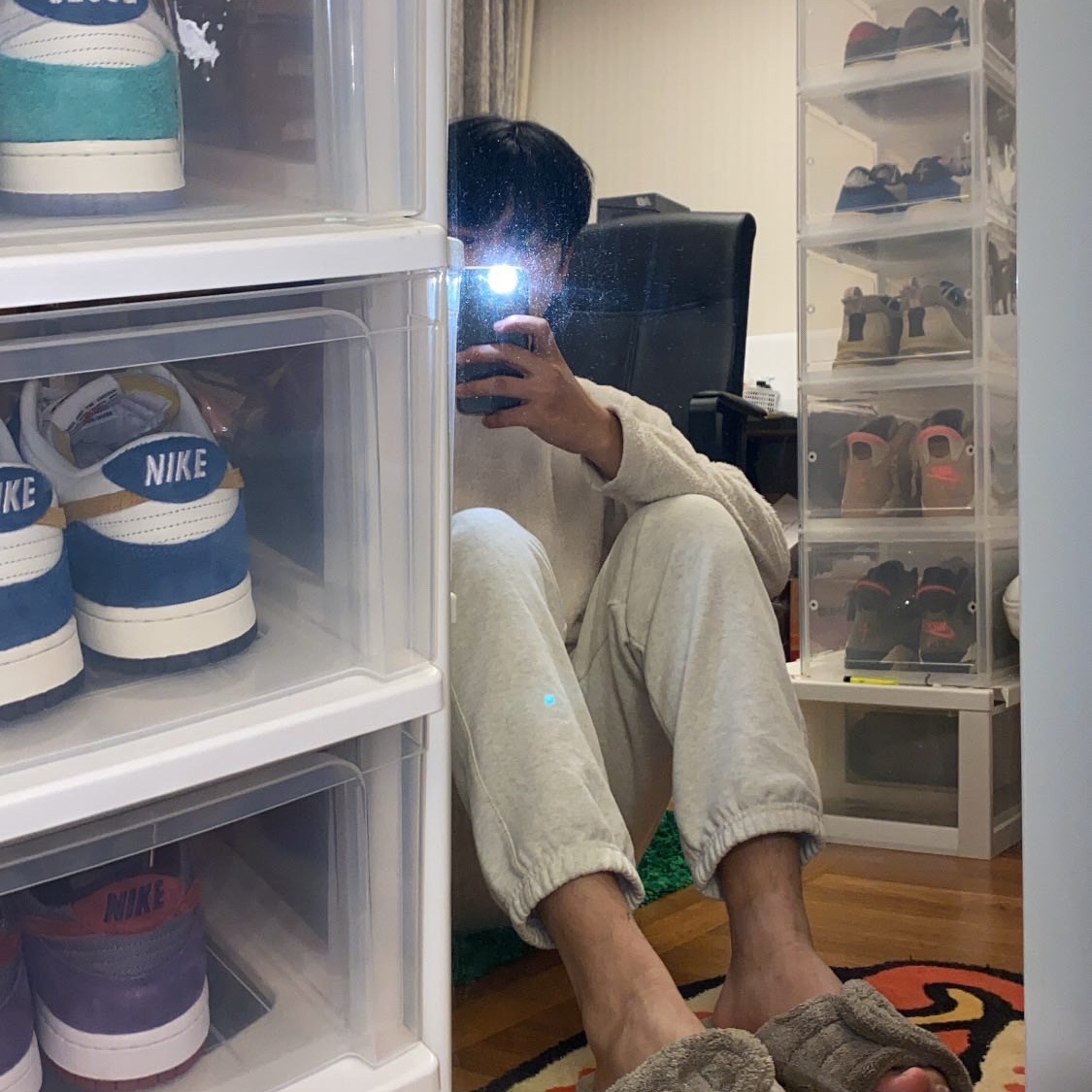 Jordan 1 x Travis Scott x Fragment Retro Low OG SP Military Blue, Jordan 1 x Travis Scott Retro Low OG SP Mocha 착용 스타일