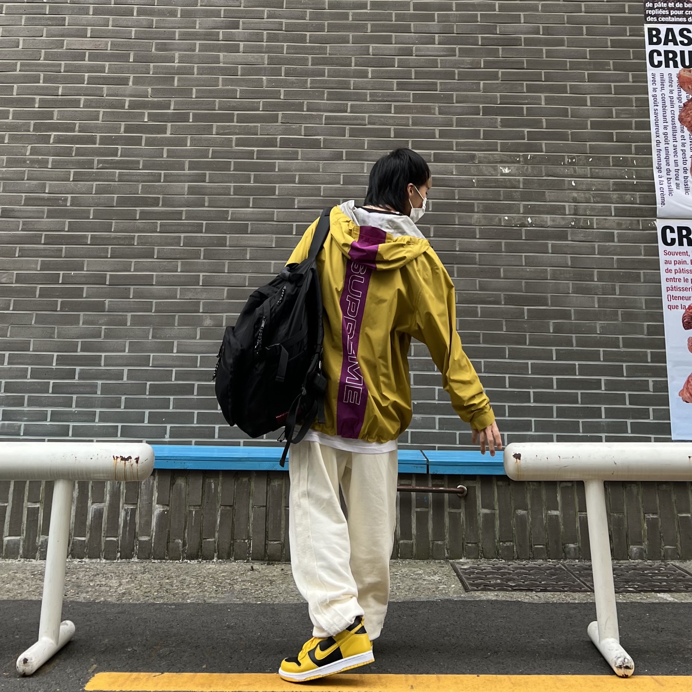 Nike Dunk High SP Varsity Maize 착용 스타일 - 2