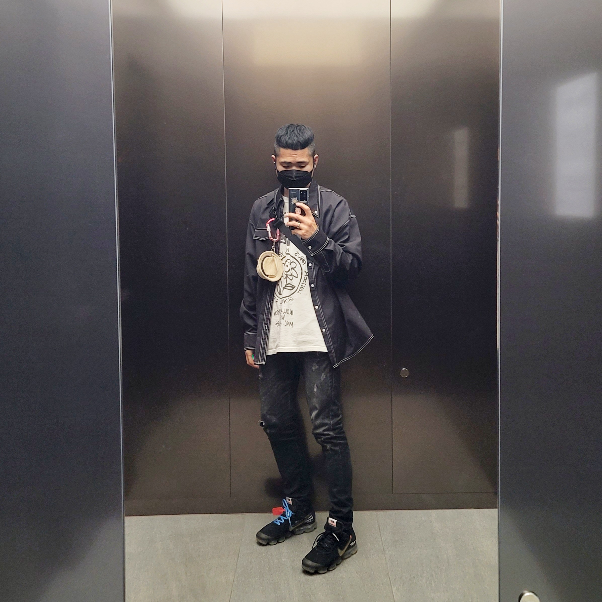 Nike x Off-White Air VaporMax V2 Black, Stussy x Marc Jacobs 40 WT T-Shirt 착용 스타일