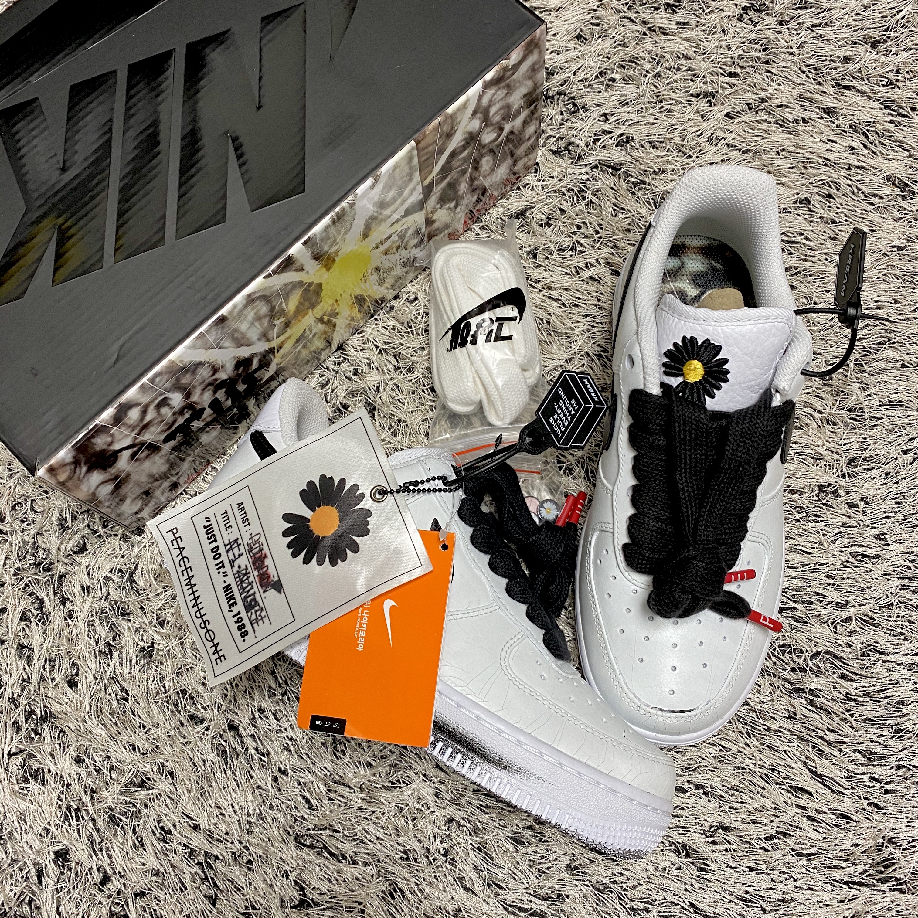 Nike x Peaceminusone Air Force 1 Low Para-Noise 2.0 착용 스타일 - 3