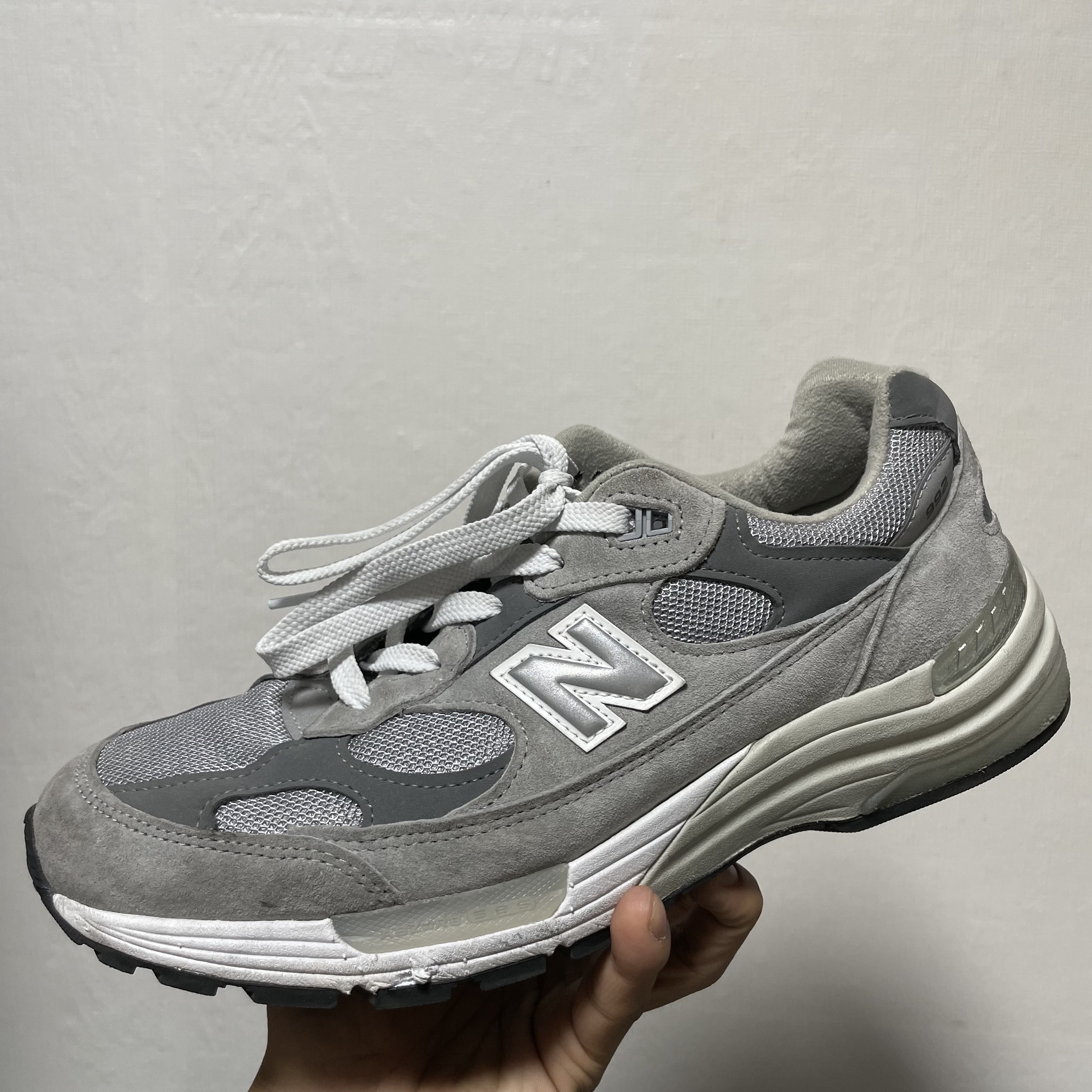 New Balance 992 Made in USA Grey - D Standard 착용 스타일