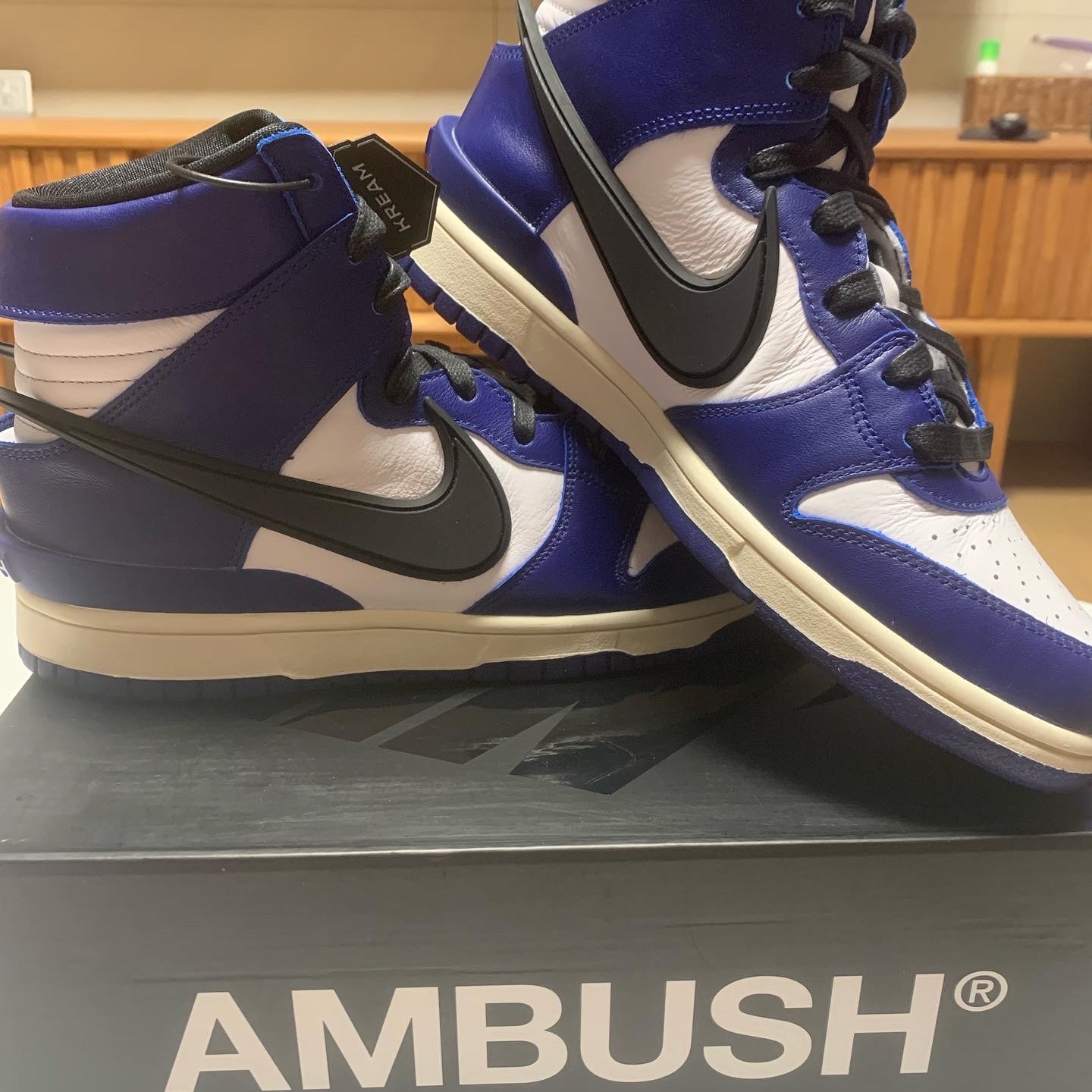 Nike x Ambush Dunk High Deep Royal Blue 착용 스타일 - 1