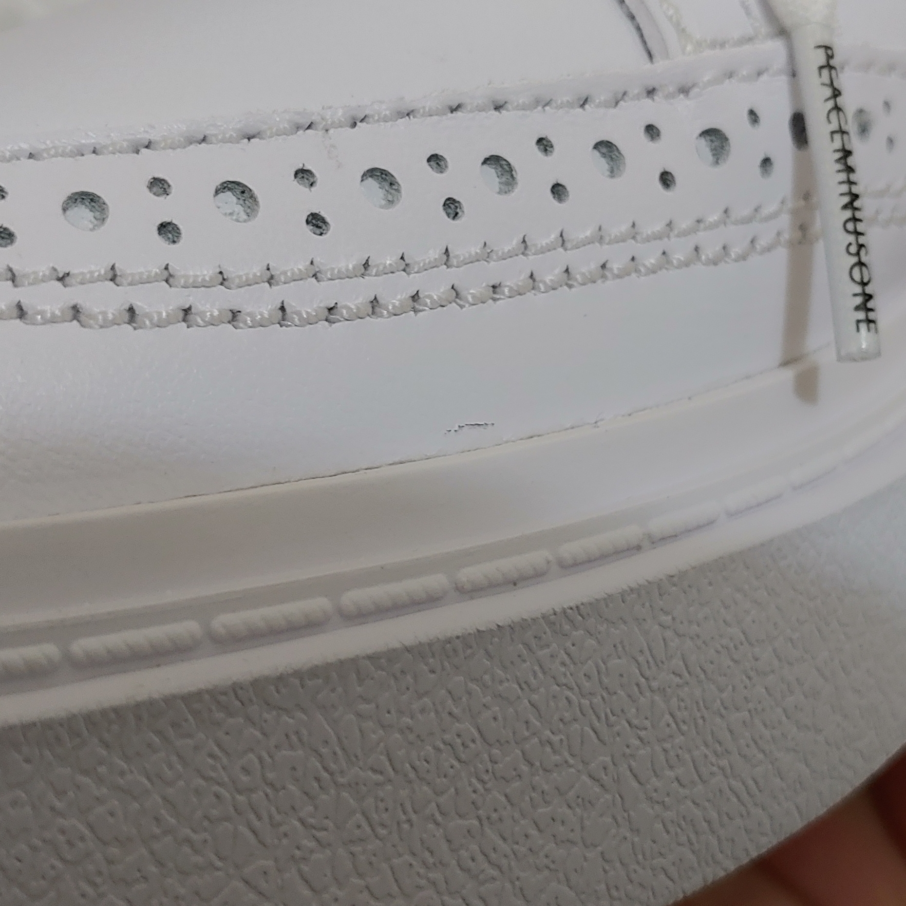Nike x Peaceminusone Kwondo1 White 착용 스타일 - 4
