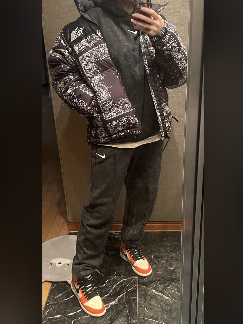 (GS) Jordan 1 Retro High OG Reverse Shattered Backboard, Jordan 1 Retro High OG Reverse Shattered Backboard 착용 스타일 - 3