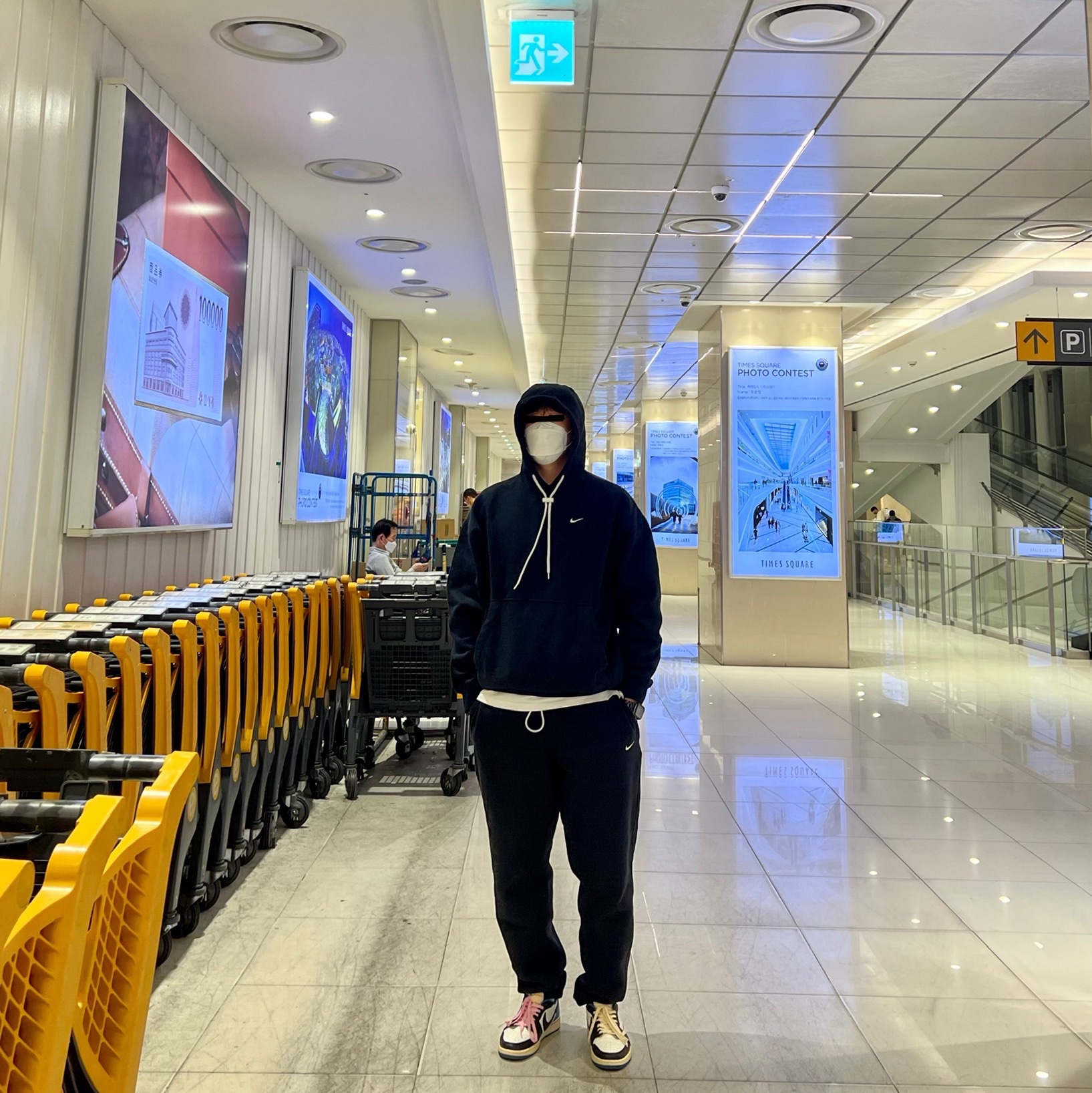 Nike M NRG Hoodie Black, Nike M NRG Sweatpants Black 착용 스타일