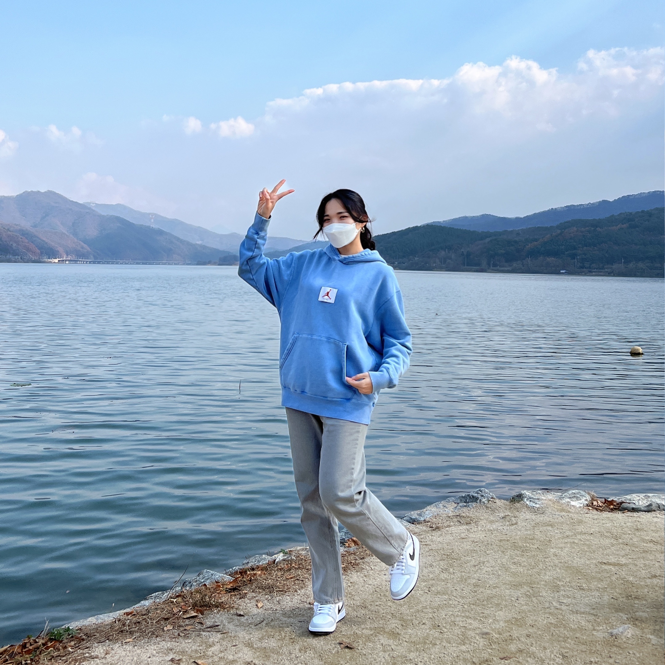 (W) Jordan 1 Mid Grey Fog 착용 스타일