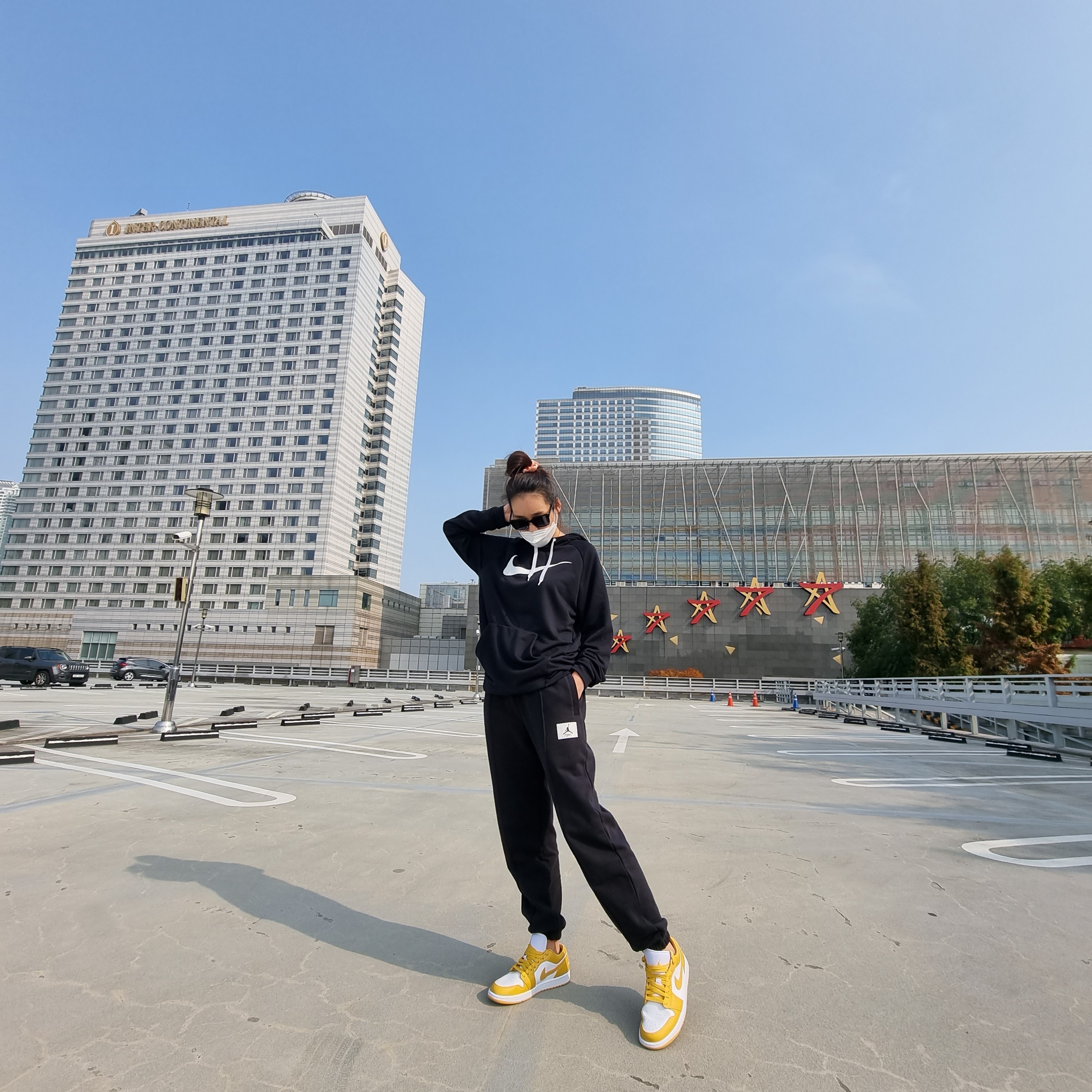 Jordan 1 Low Pollen 착용 스타일