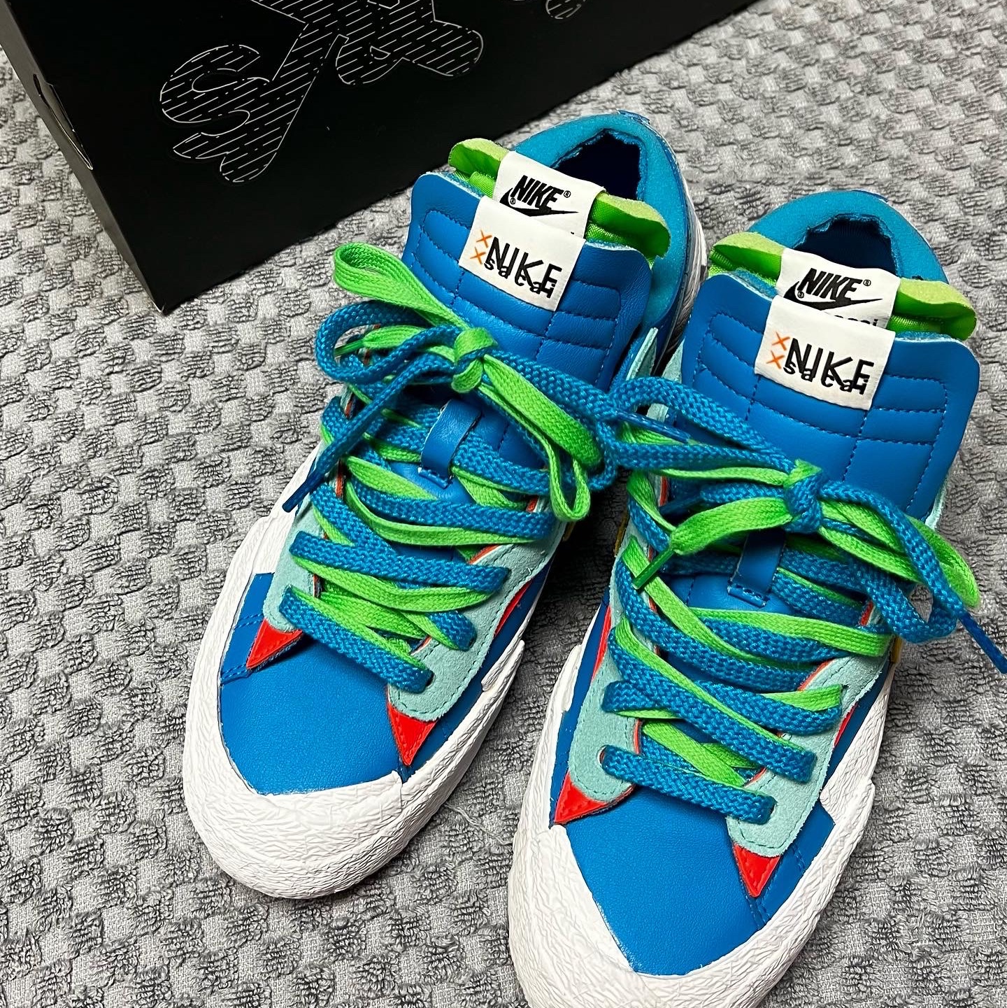 Nike x Sacai x Kaws Blazer Low Neptune Blue 착용 스타일 - 5