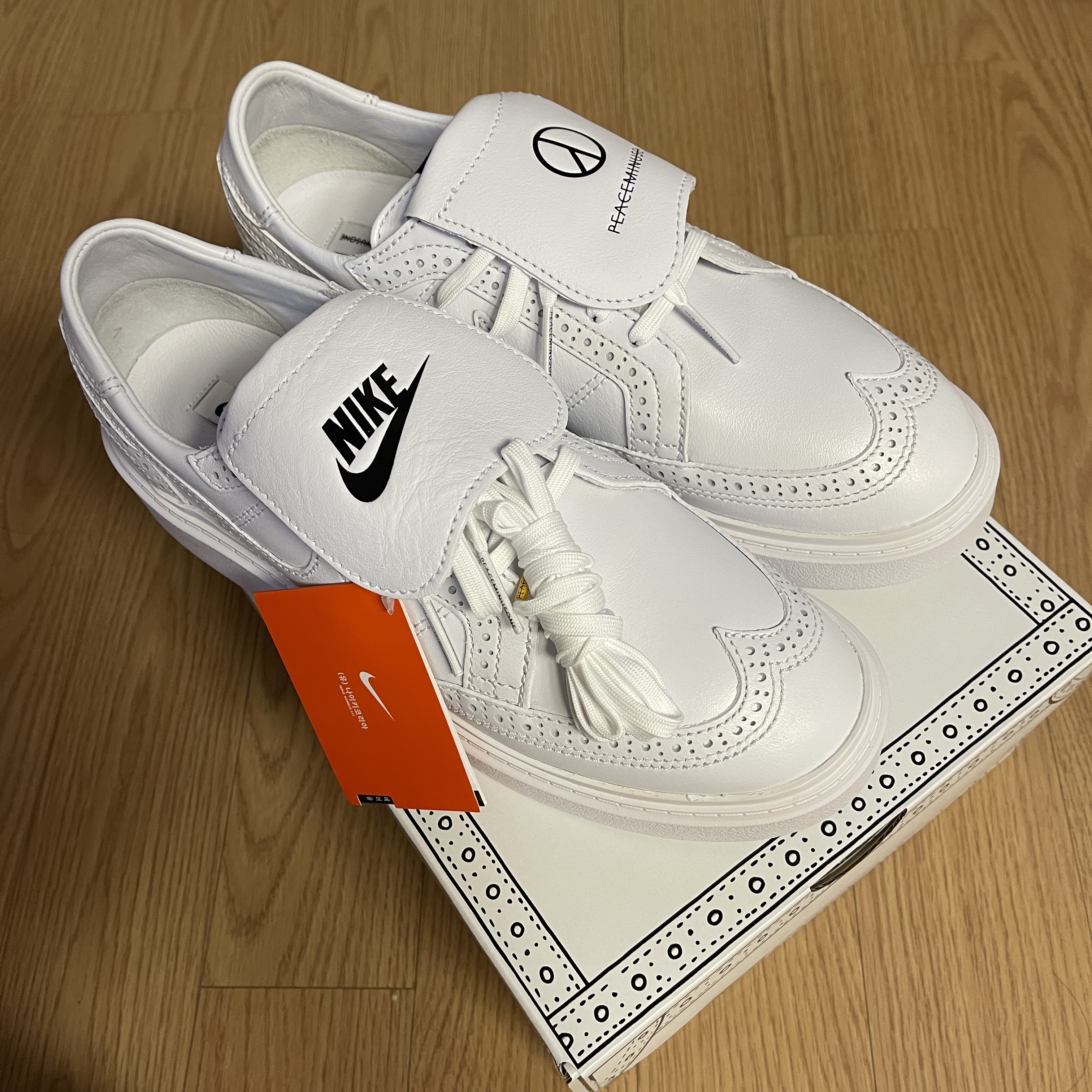 Nike x Peaceminusone Kwondo1 White 착용 스타일 - 3