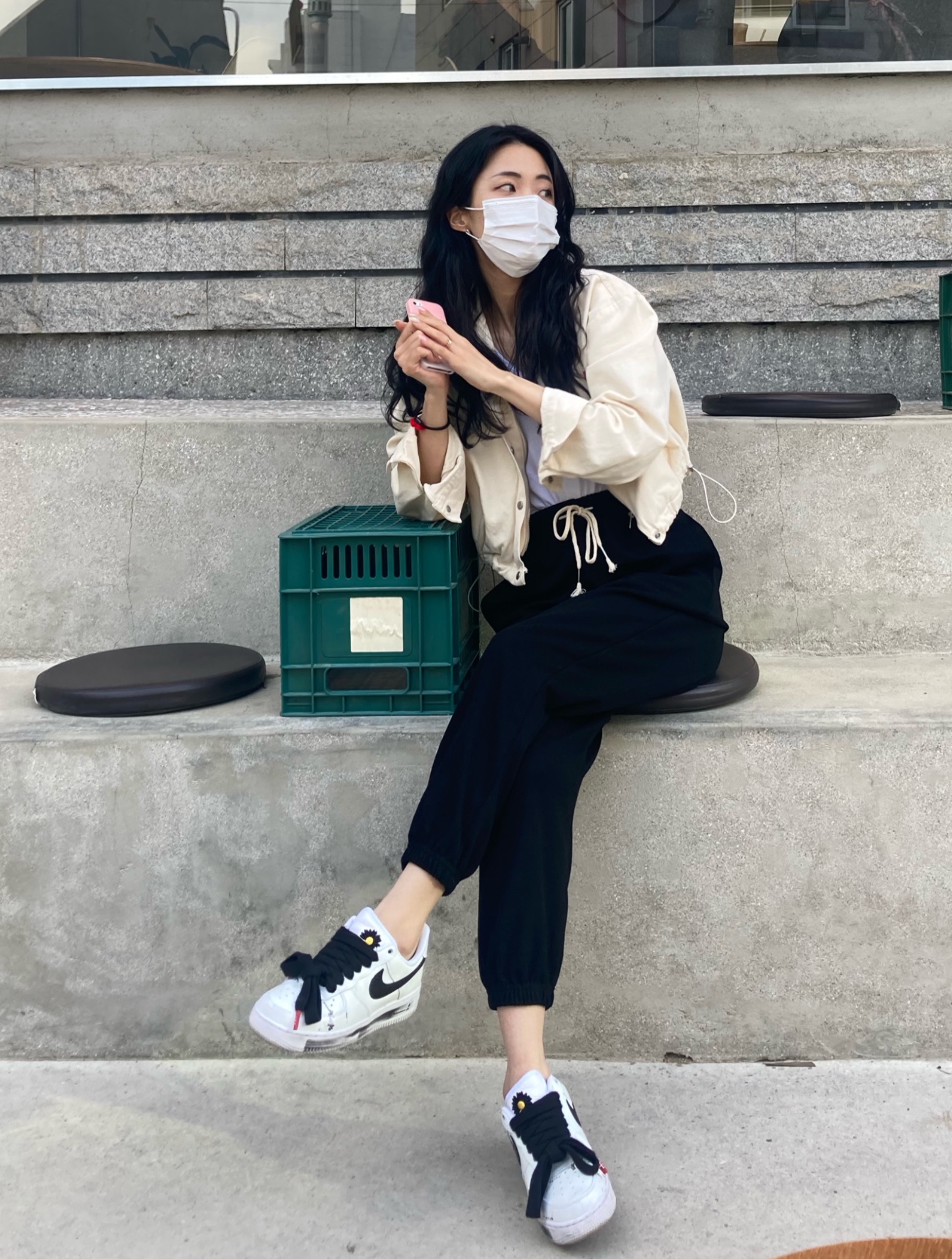 Nike x Peaceminusone Air Force 1 Low Para-Noise 2.0 착용 스타일