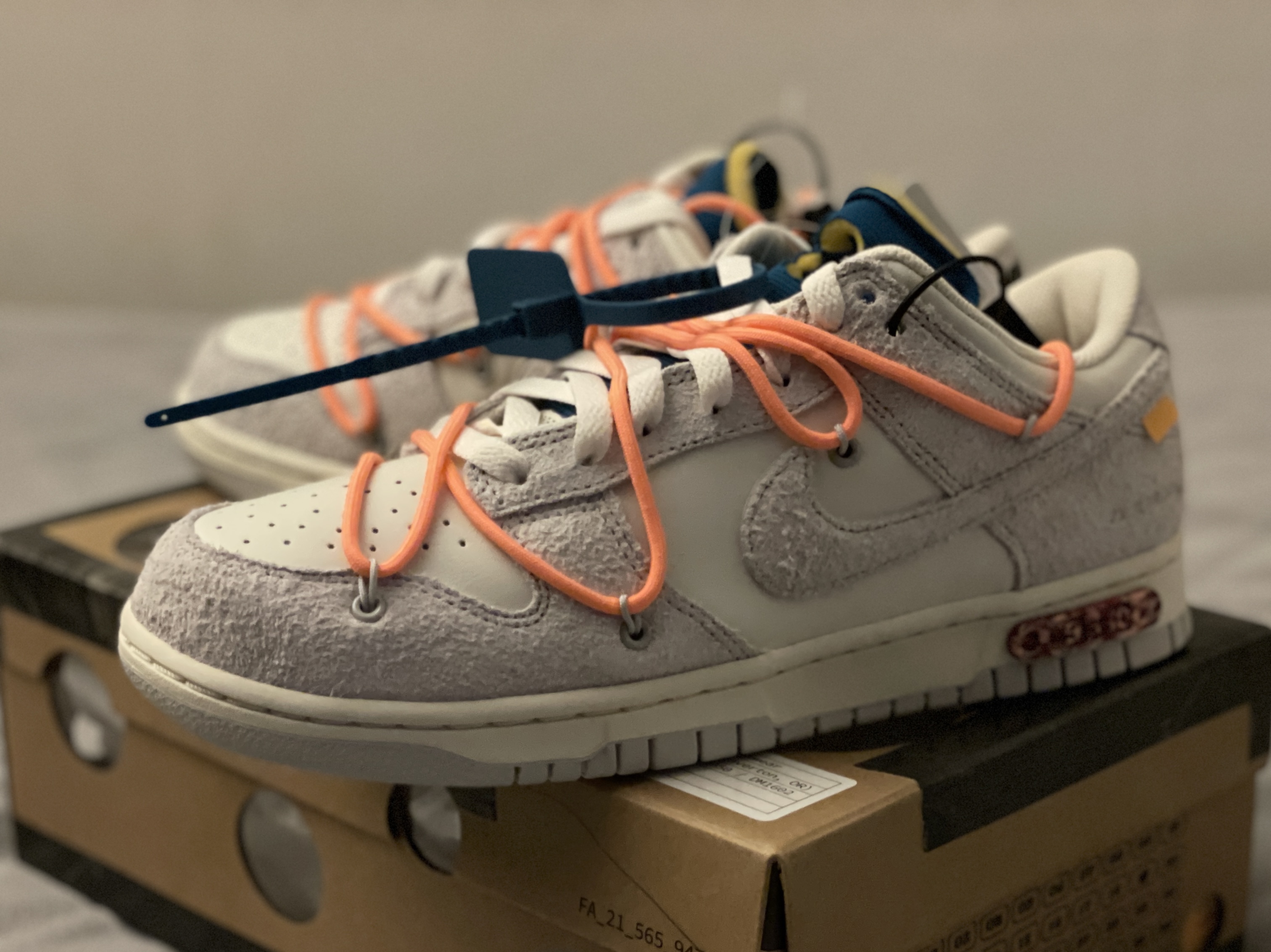 Nike x Off-White Dunk Low The 50 - Lot 19 착용 스타일 - 3