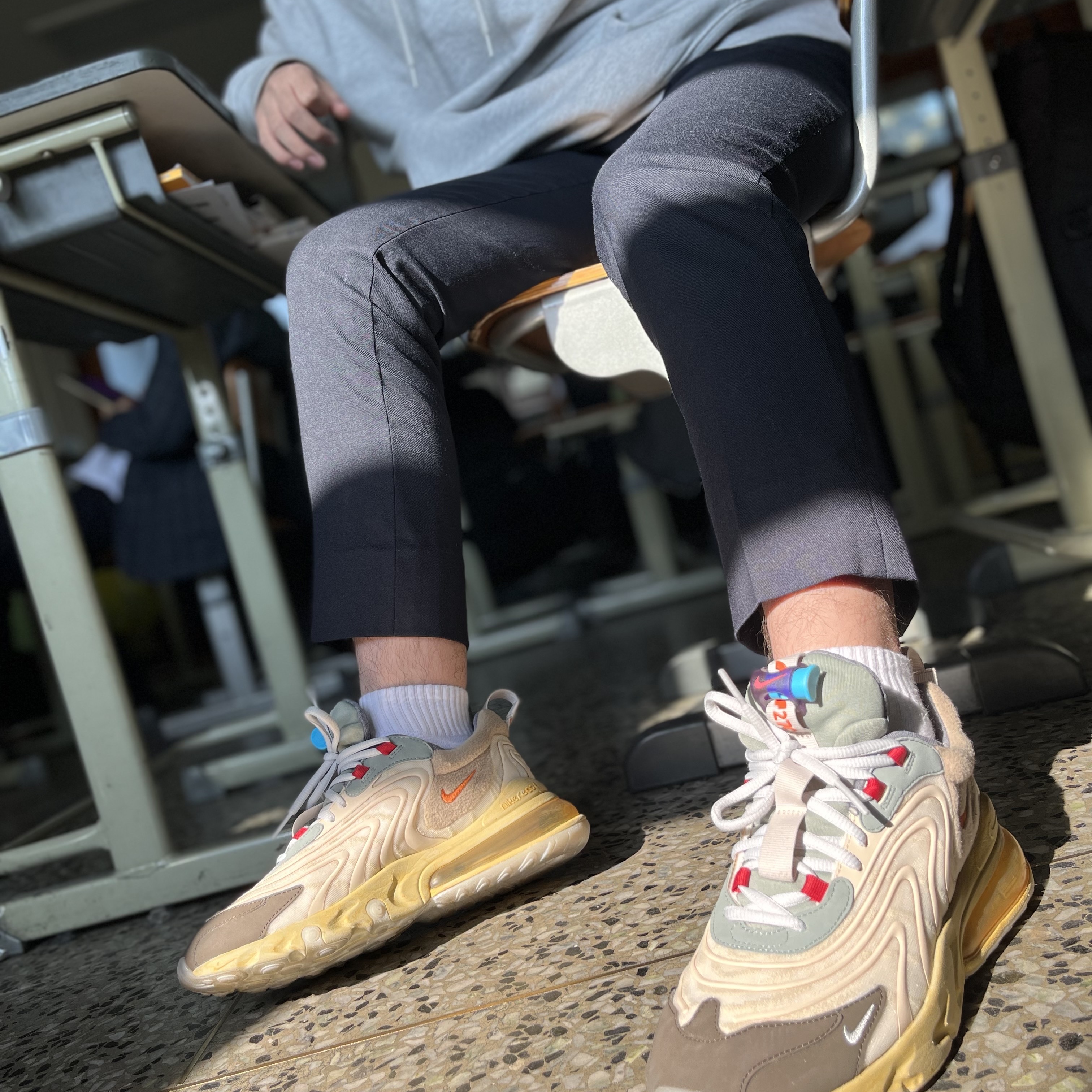 Nike x Travis Scott Air Max 270 React Cactus Trails, Palace Mix Up Hood Grey Marl - 21SS 착용 스타일 - 2
