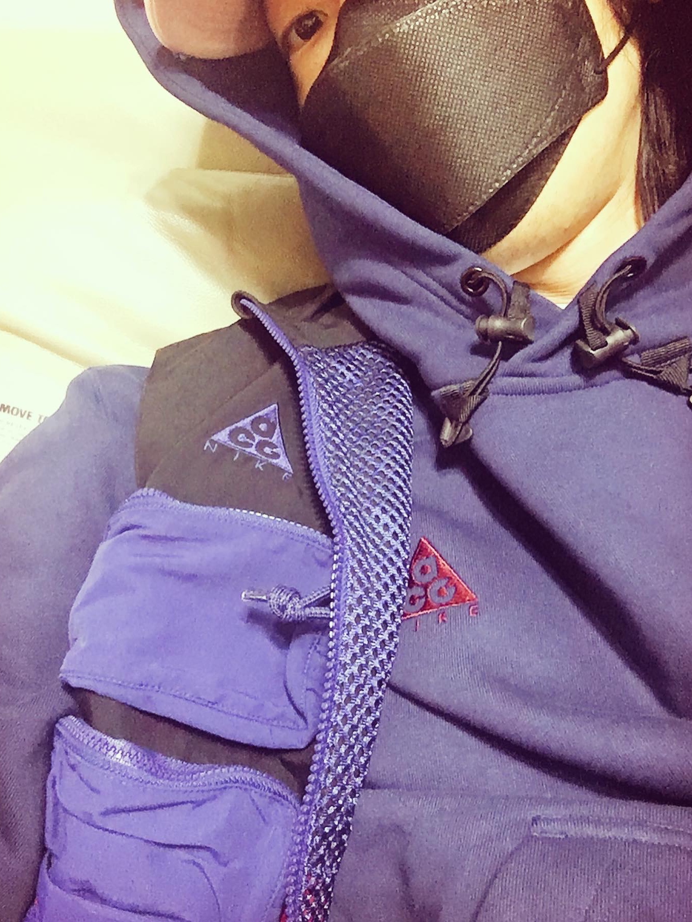 Nike ACG Pullover Hoodie Blue Void - Asia, Nike ACG Vest Black Dark Beetroot - Asia 착용 스타일 - 1