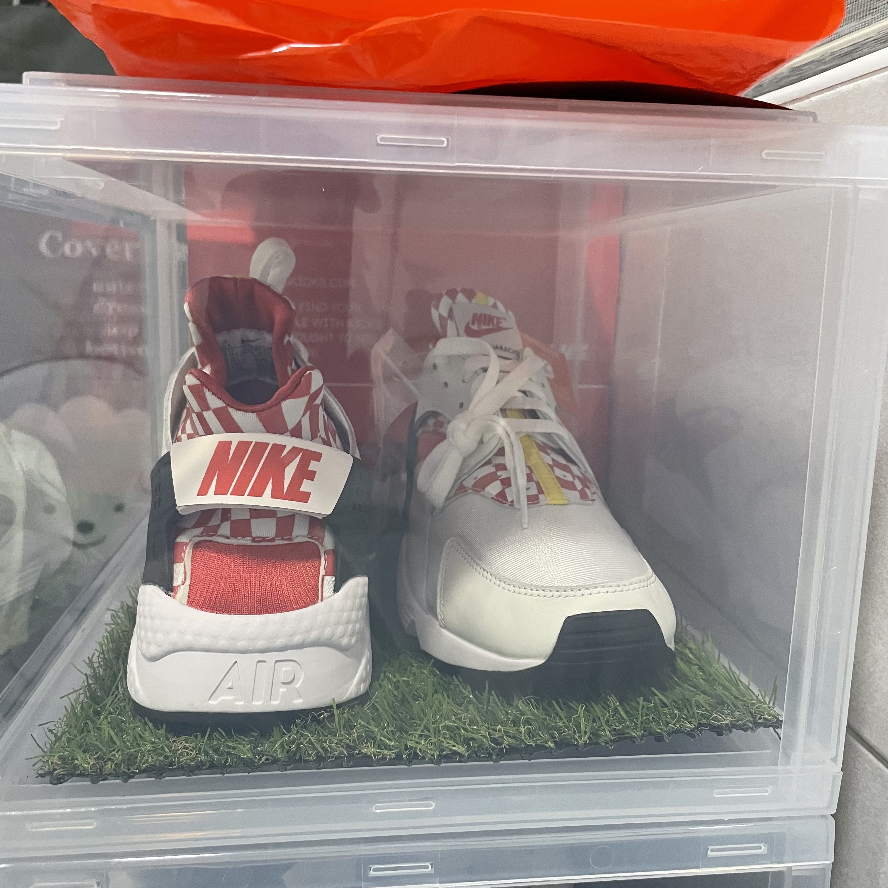 Nike Air Huarache Premium QS Liverpool 착용 스타일 - 2