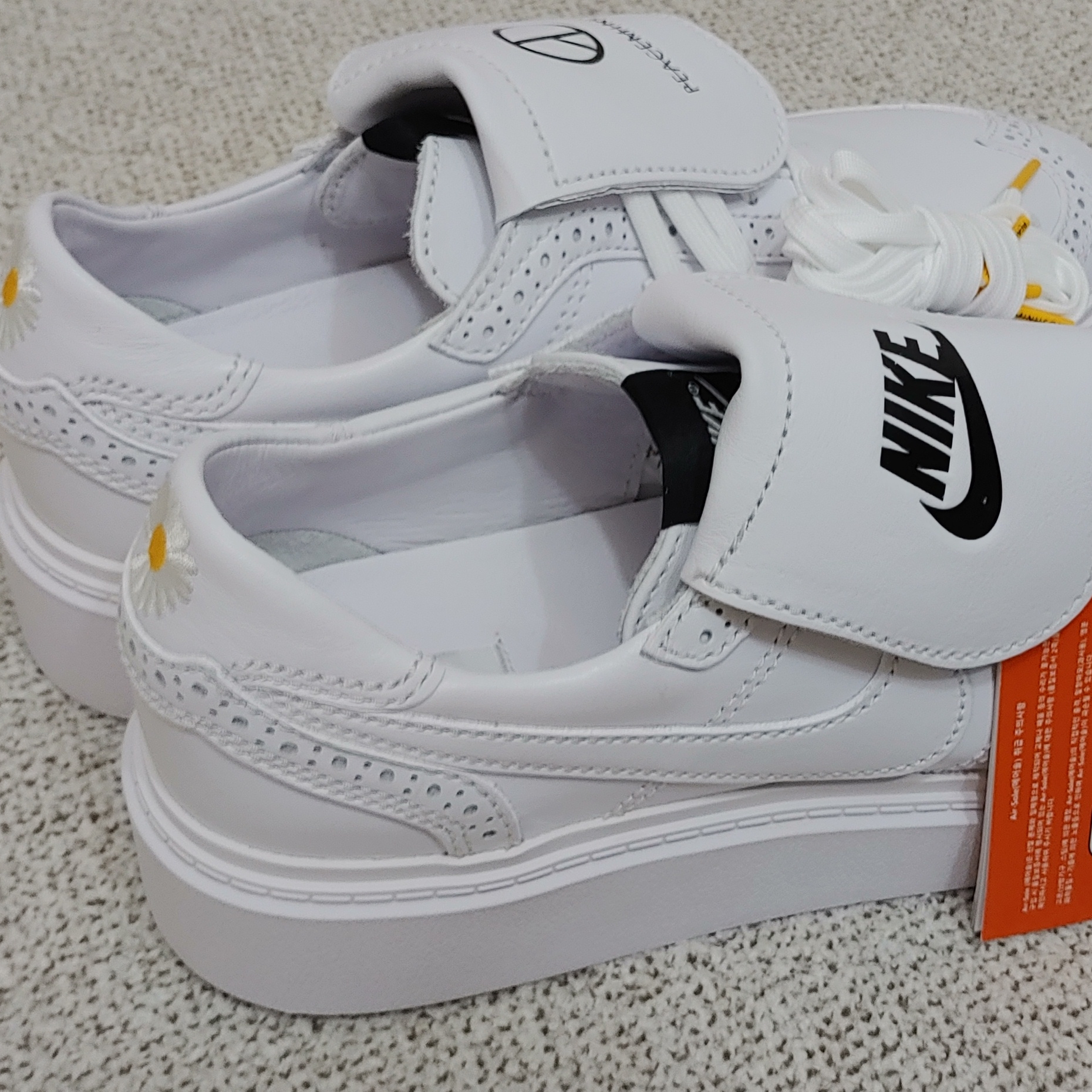 Nike x Peaceminusone Kwondo1 White 착용 스타일 - 2