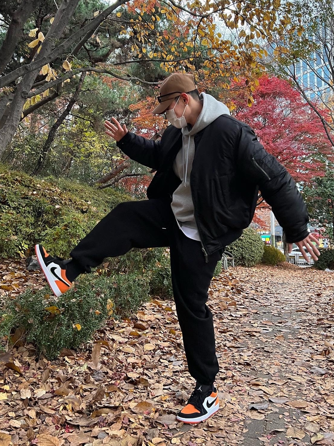 Jordan 1 Low Shattered Backboard 착용 스타일 - 4